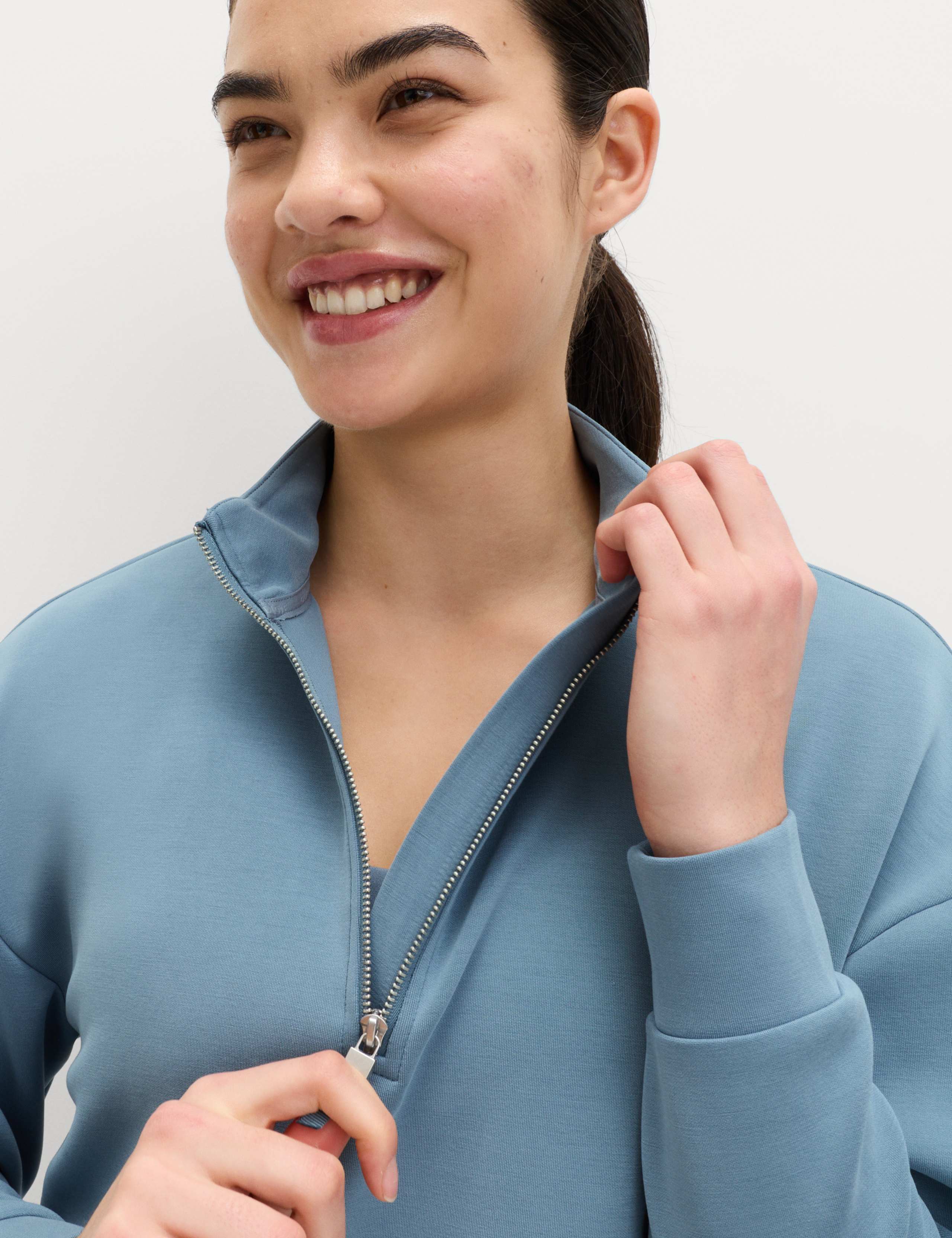 Sandwashed Funnel Neck Half Zip Sweatshirt 3 of 5