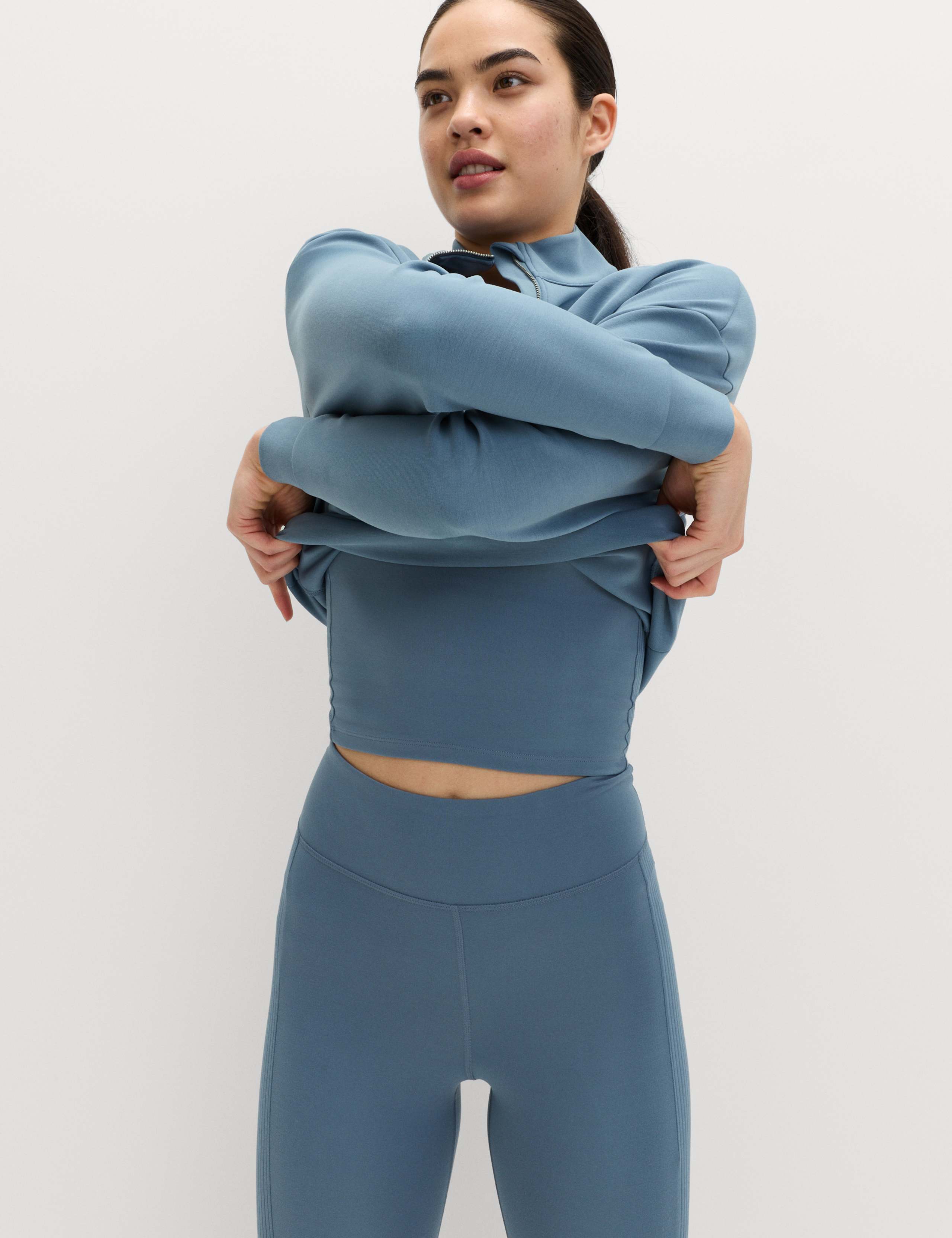 Go Balance Rib Panel Fitted Crop Vest 4 of 4