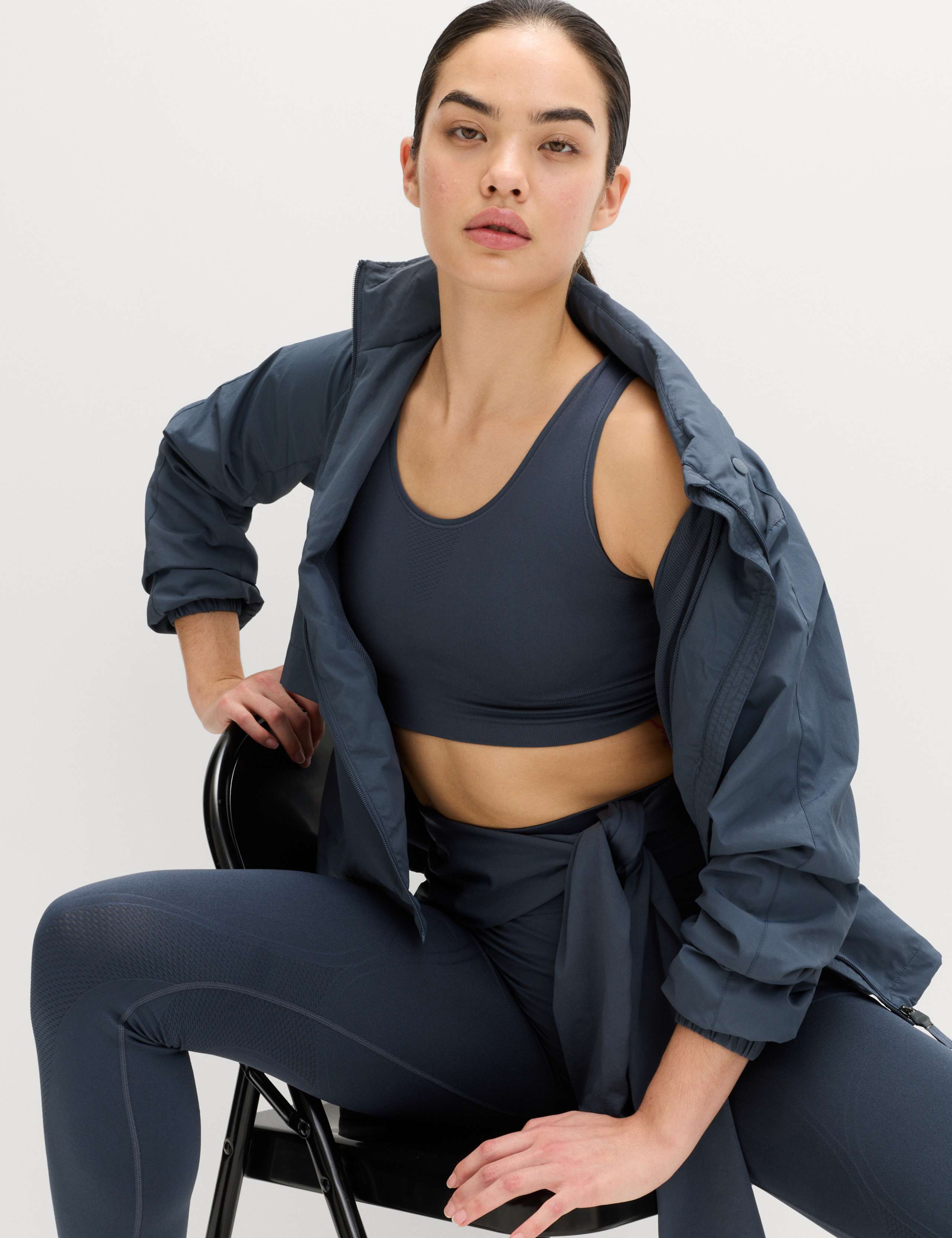 Scoop Neck Seamless Fitted Crop Top 3 of 5