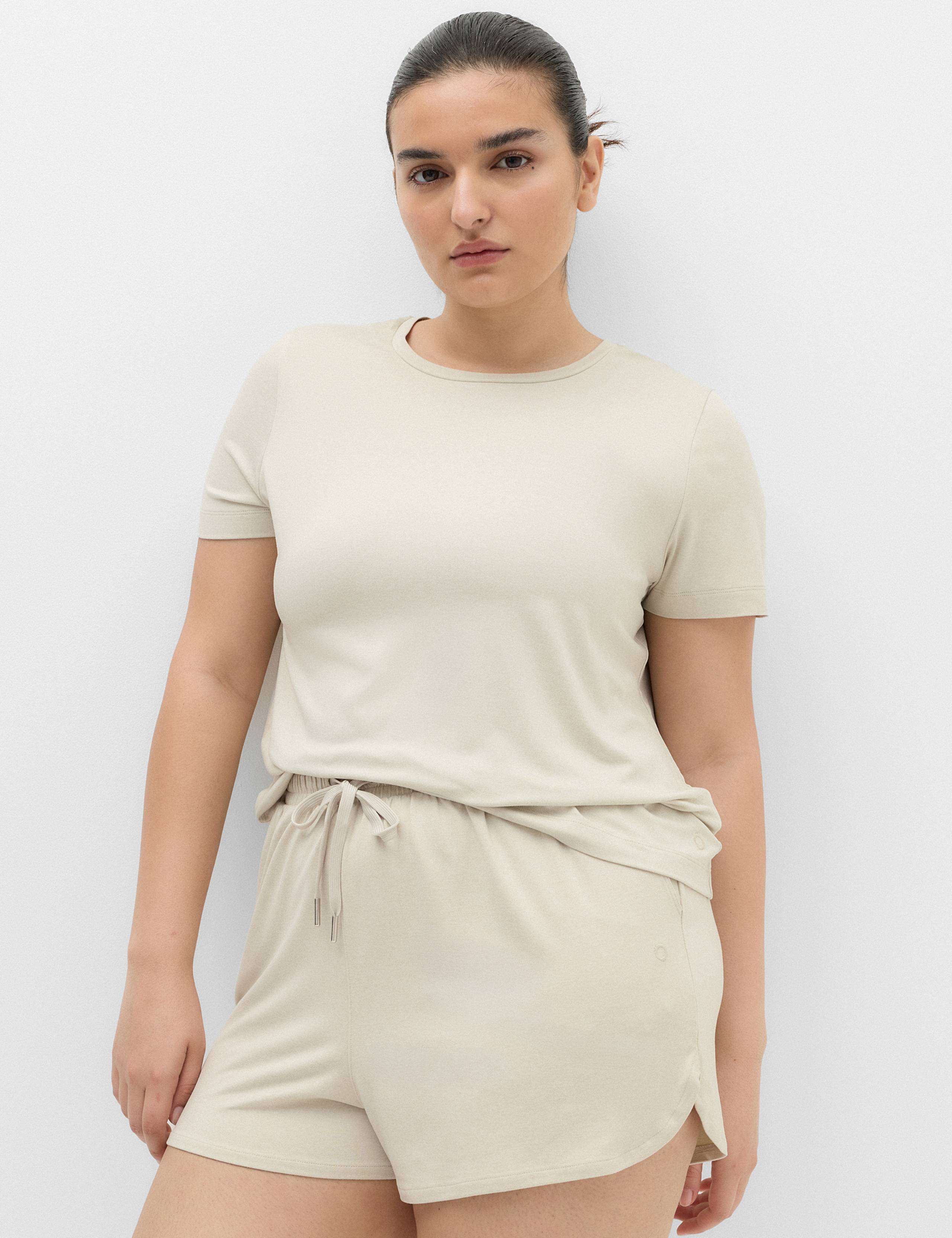 Supersoft High Waisted Relaxed Shorts 1 of 5