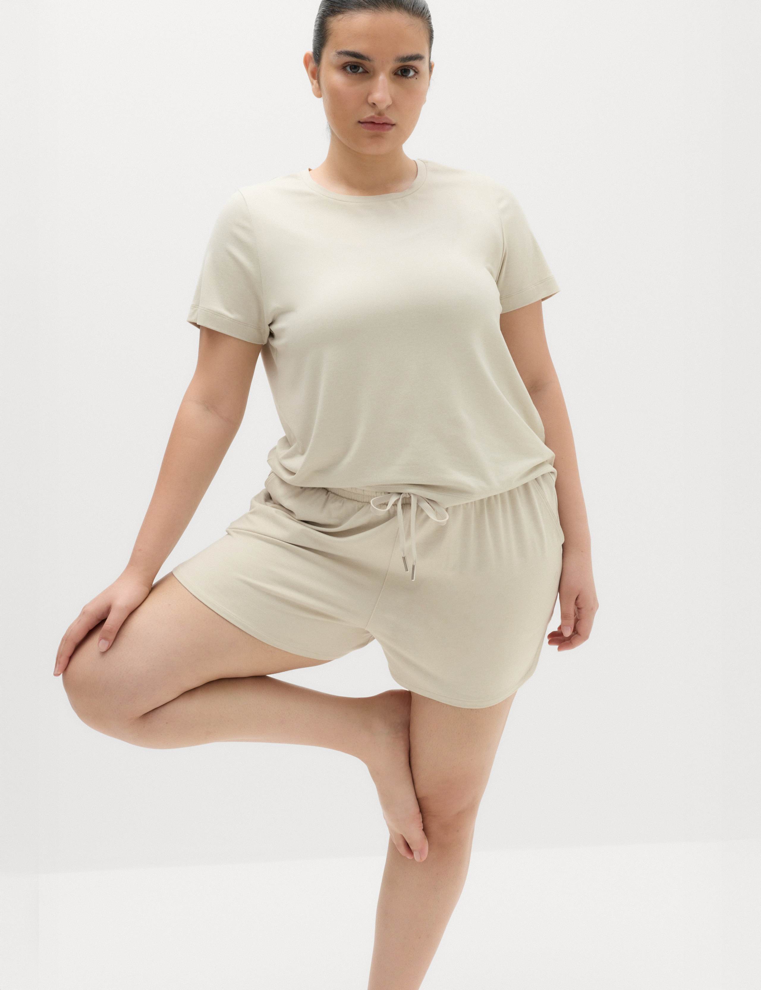 Supersoft High Waisted Relaxed Shorts 3 of 5
