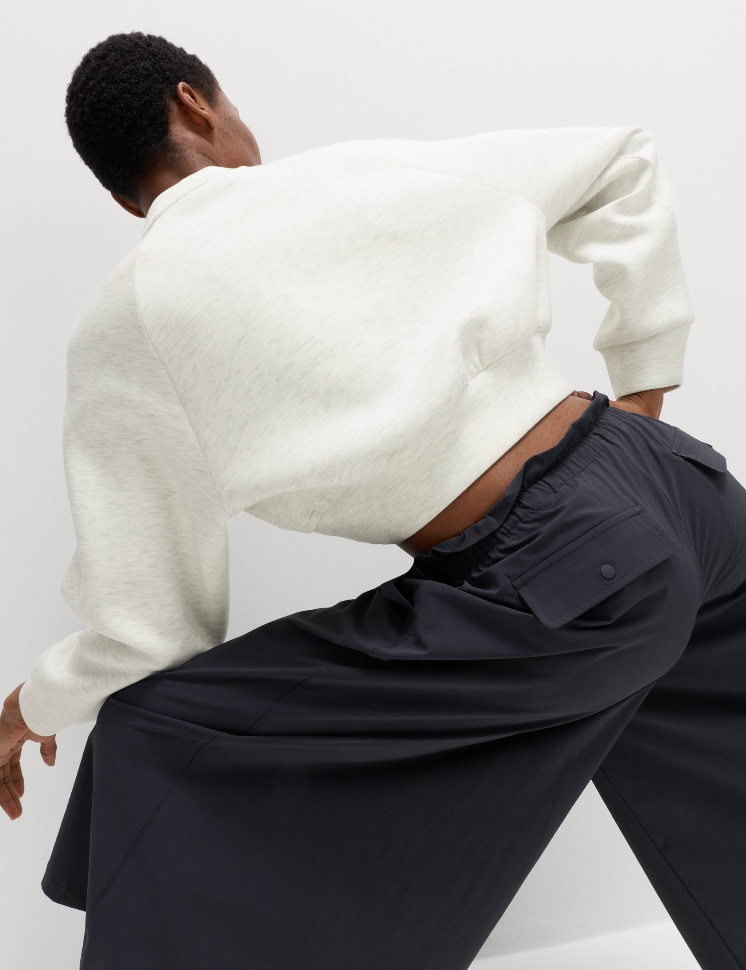 Scuba Crew Neck Relaxed Crop Sweatshirt 5 of 7