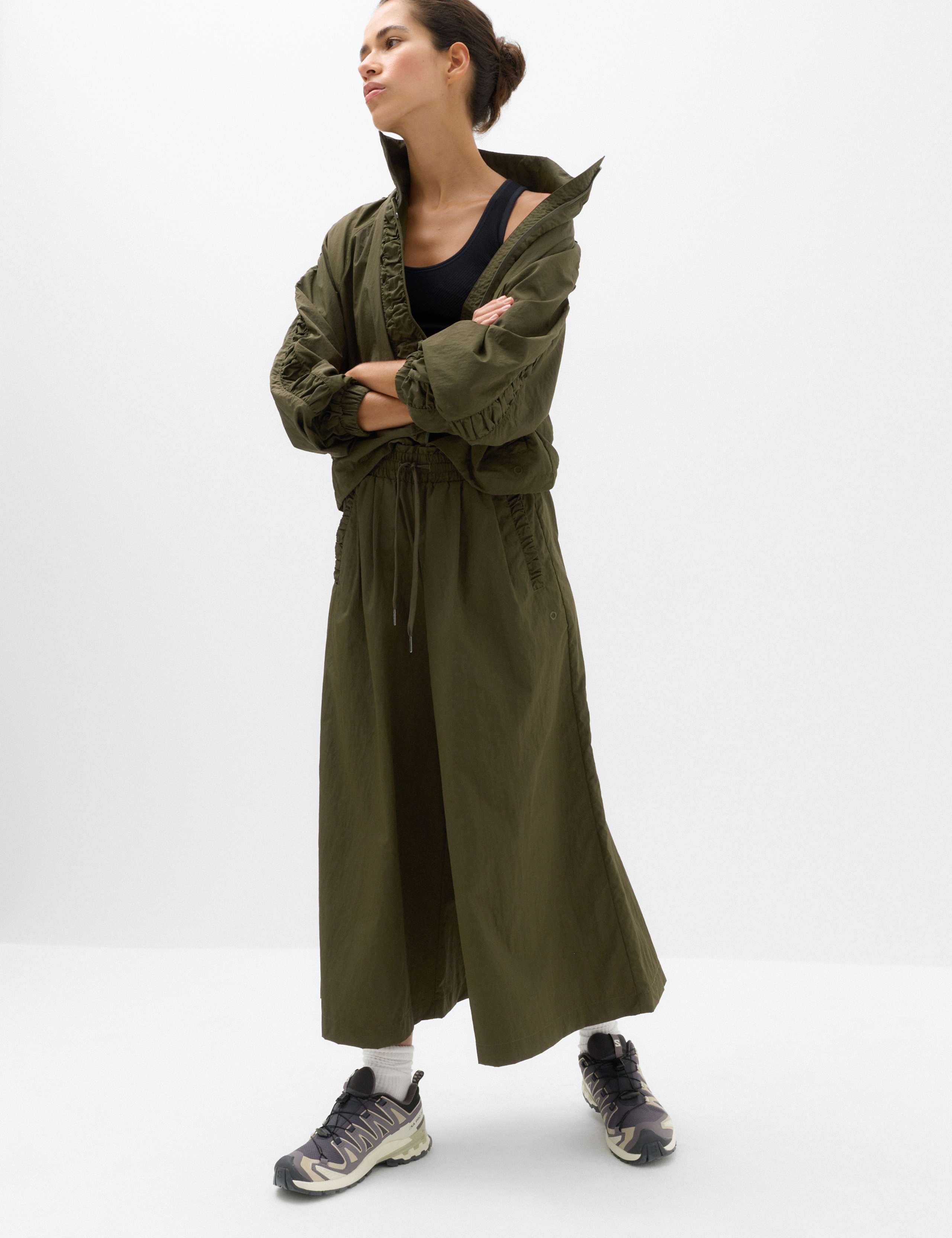 Woven Lightweight Wide Leg Culottes 1 of 8