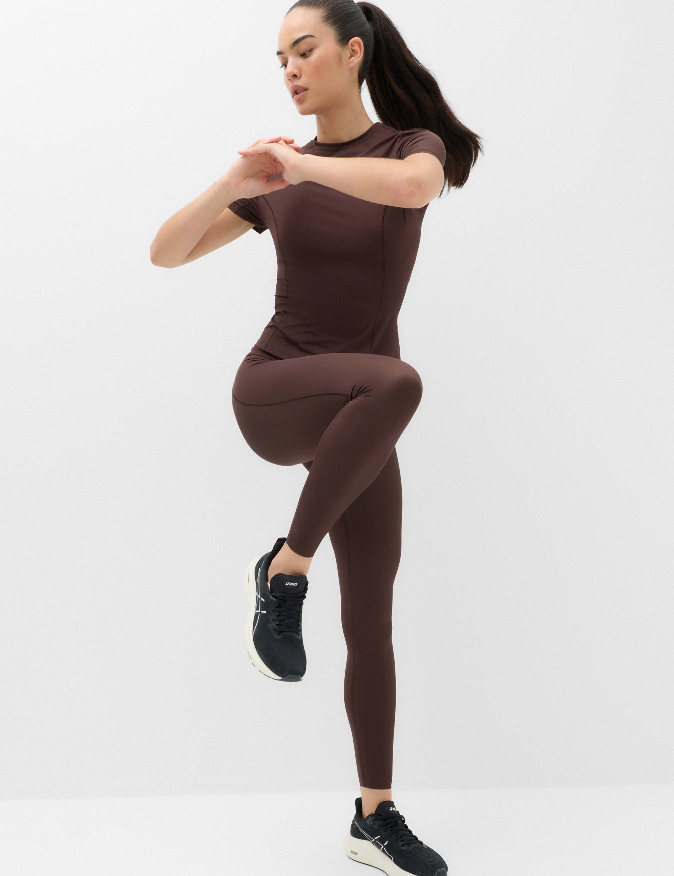 Ultraheat™ Thermal Crew Neck Fitted T-shirt 6 of 6