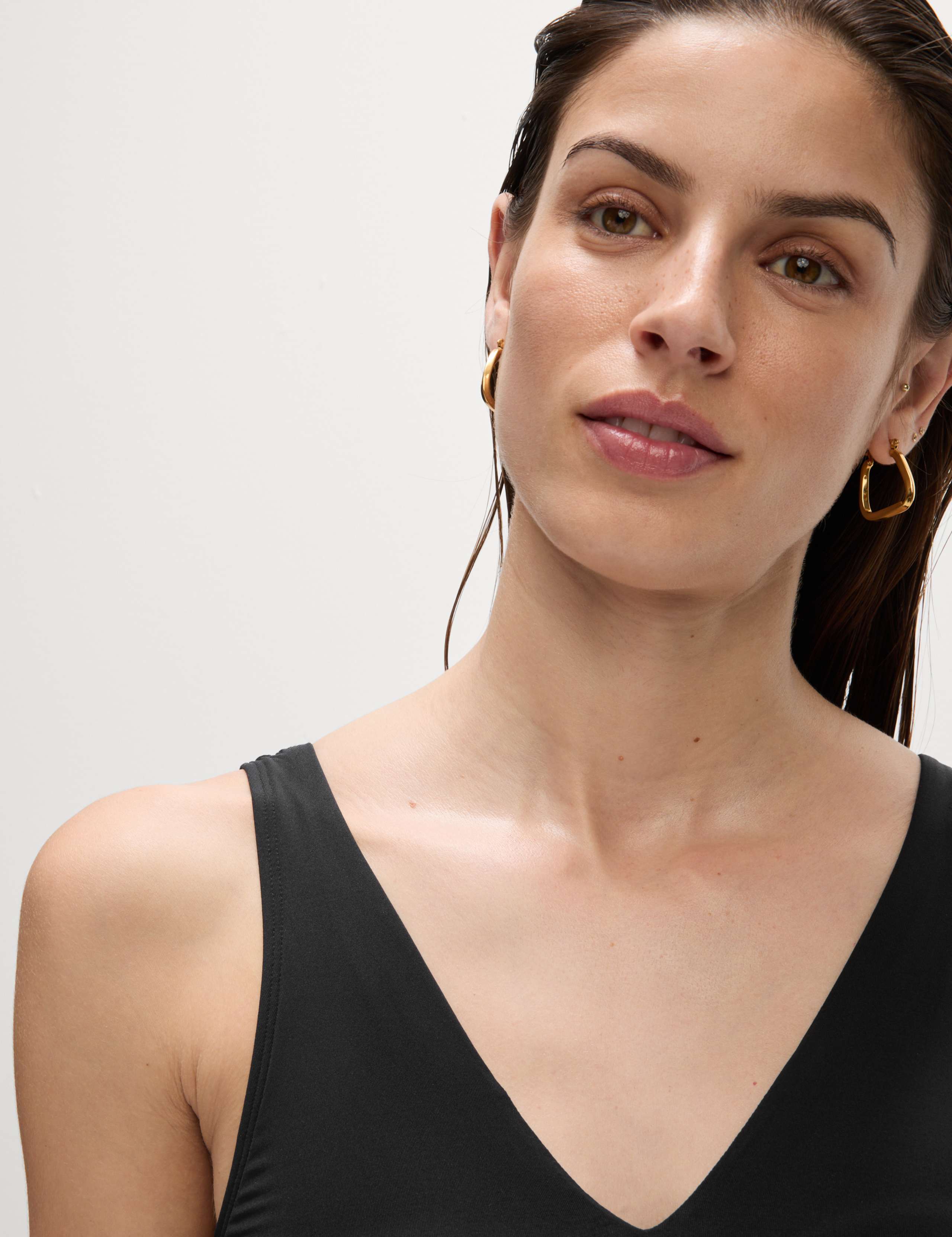 Padded V-Neck Swim Dress 4 of 6