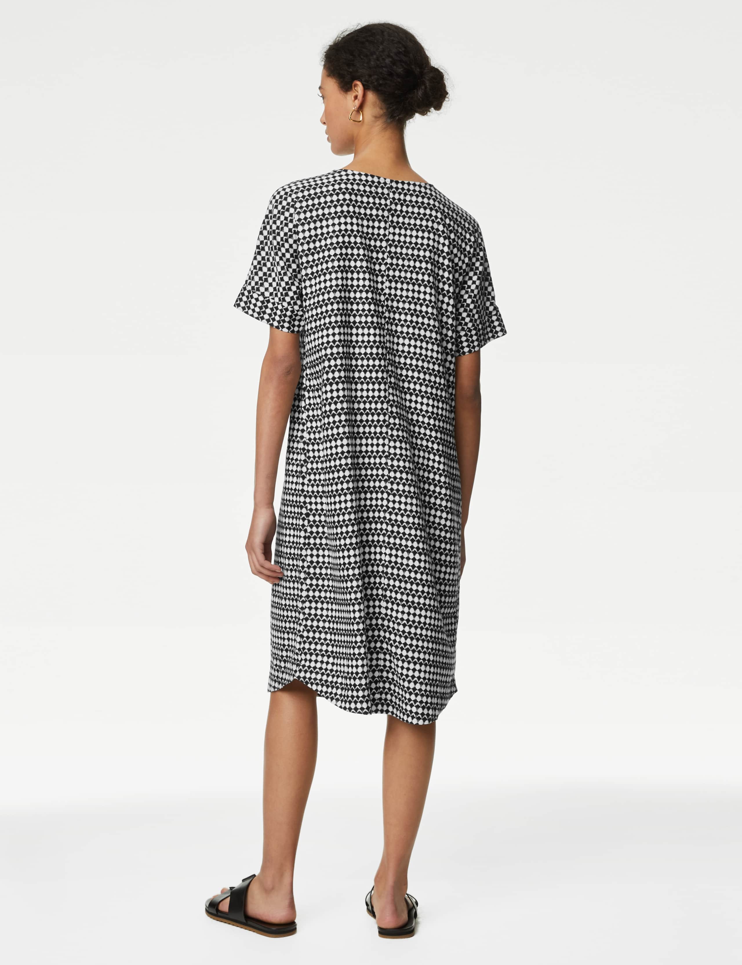 Linen Rich Printed V-Neck Shift Dress 4 of 4