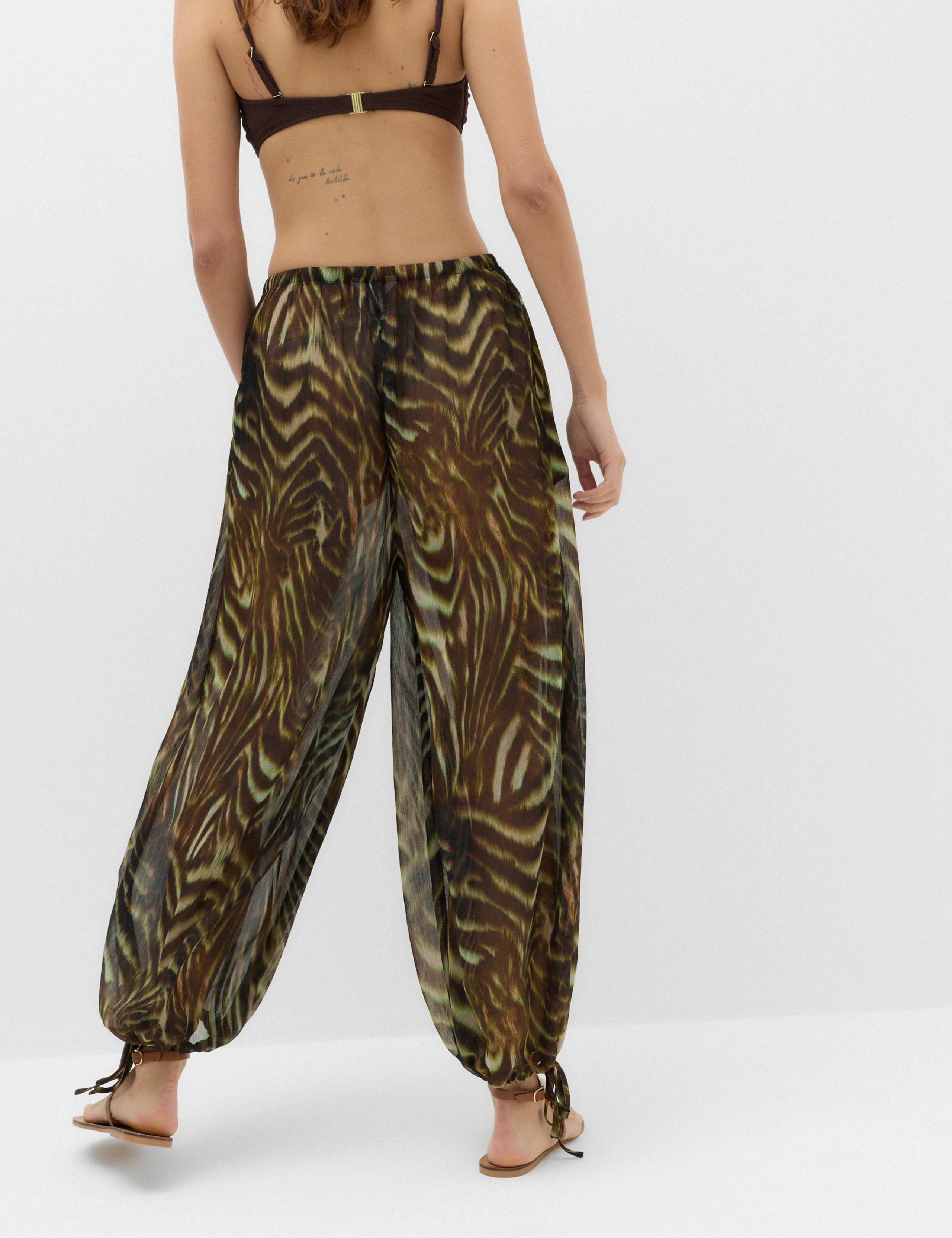 Printed Bubble Hem Beach Trousers 4 of 7