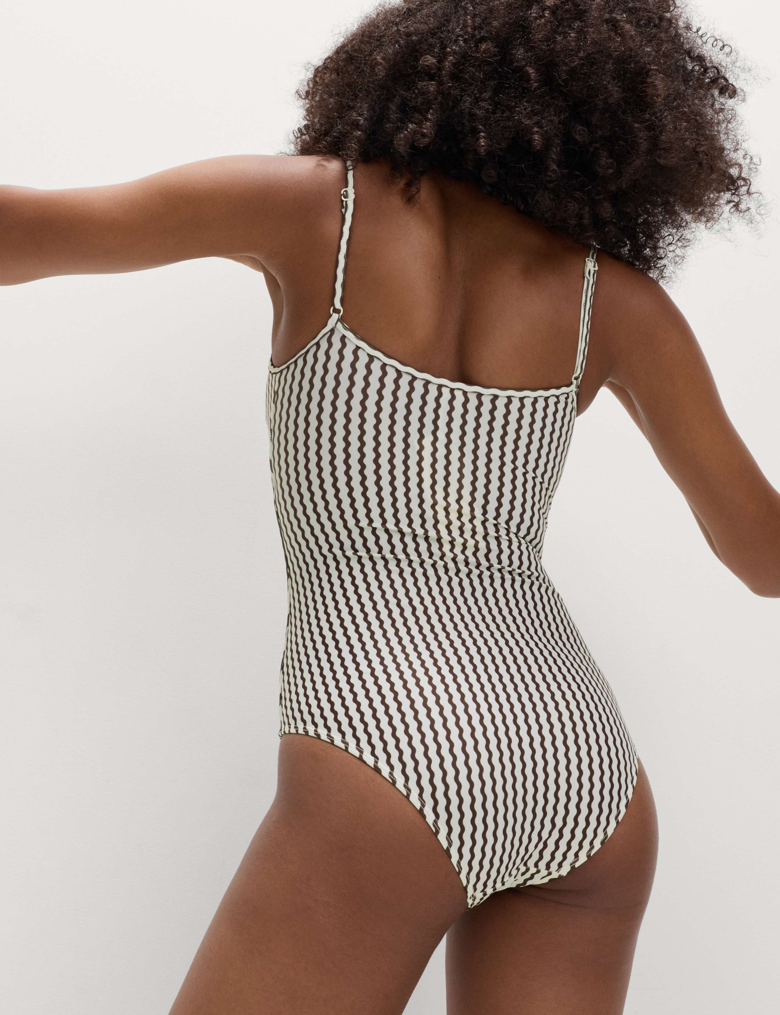 Printed Scoop Neck Swimsuit 4 of 4