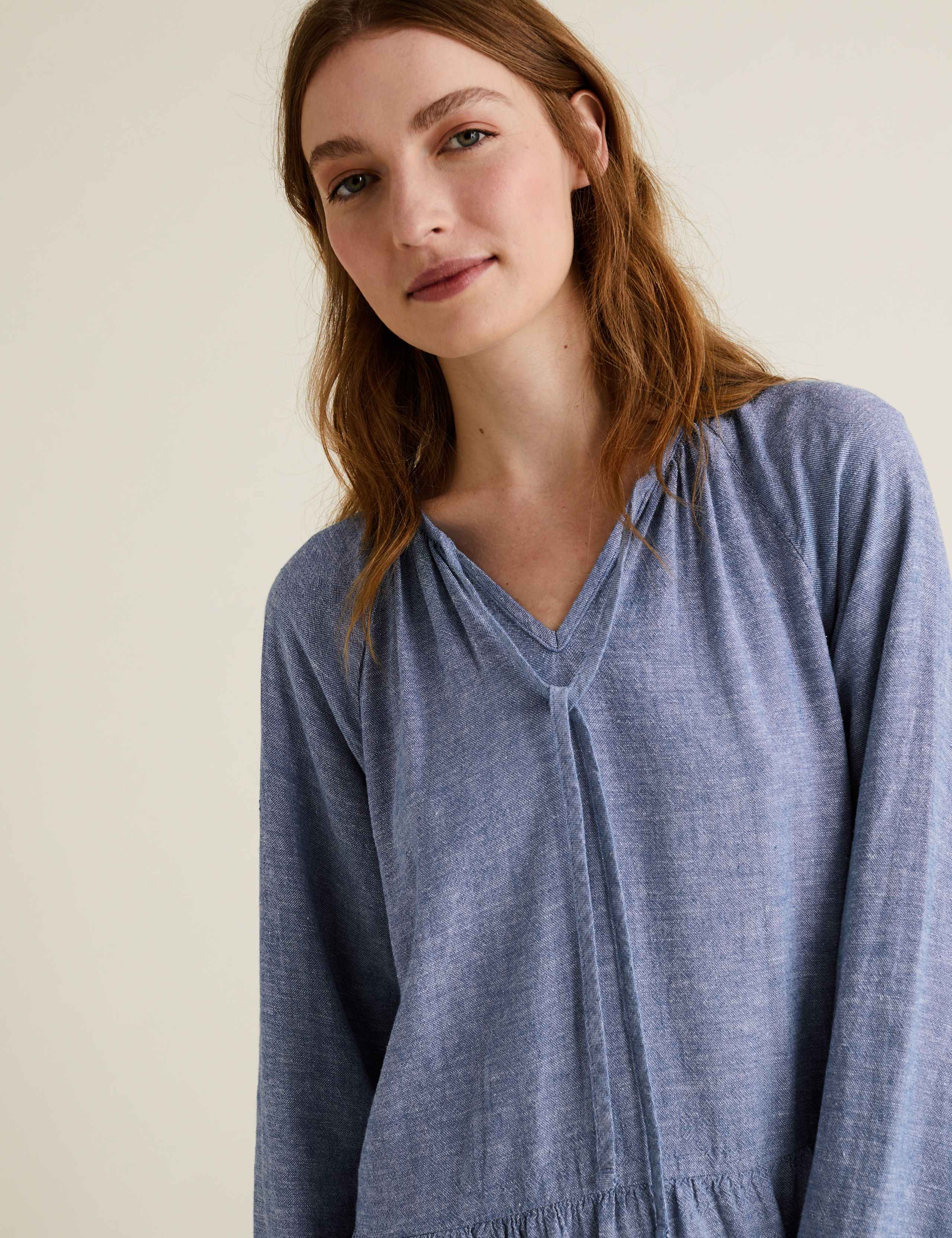 Linen V-Neck Mini Relaxed Dress 4 of 5