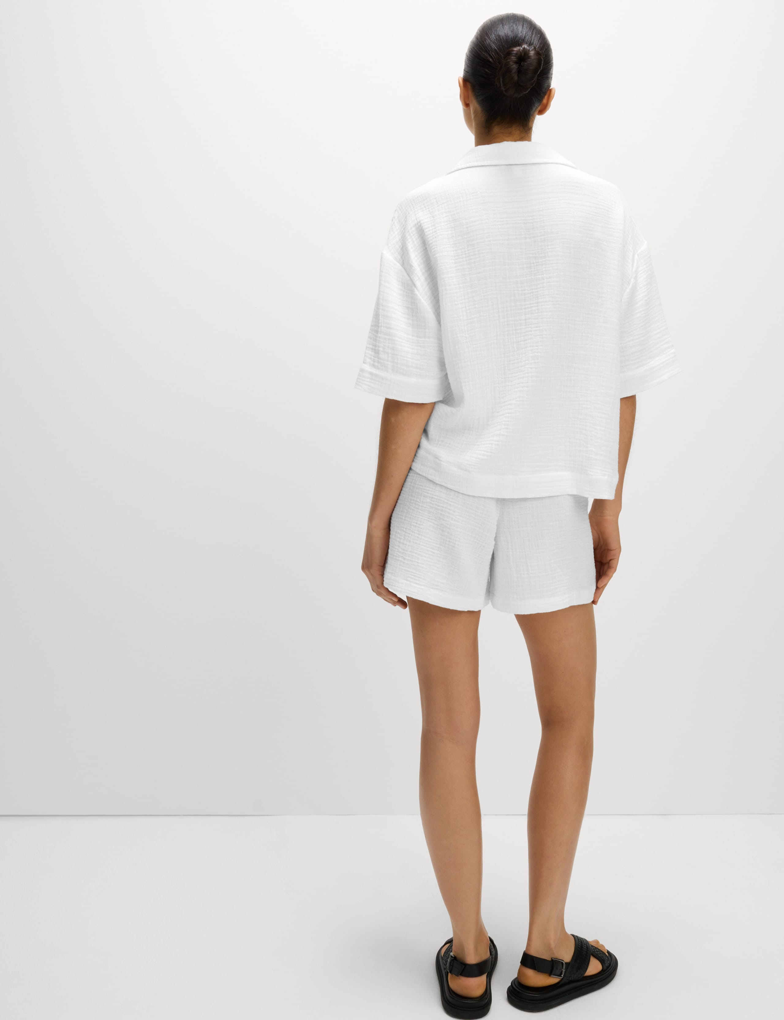 Pure Cotton Textured Collared Beach Shirt 4 of 7