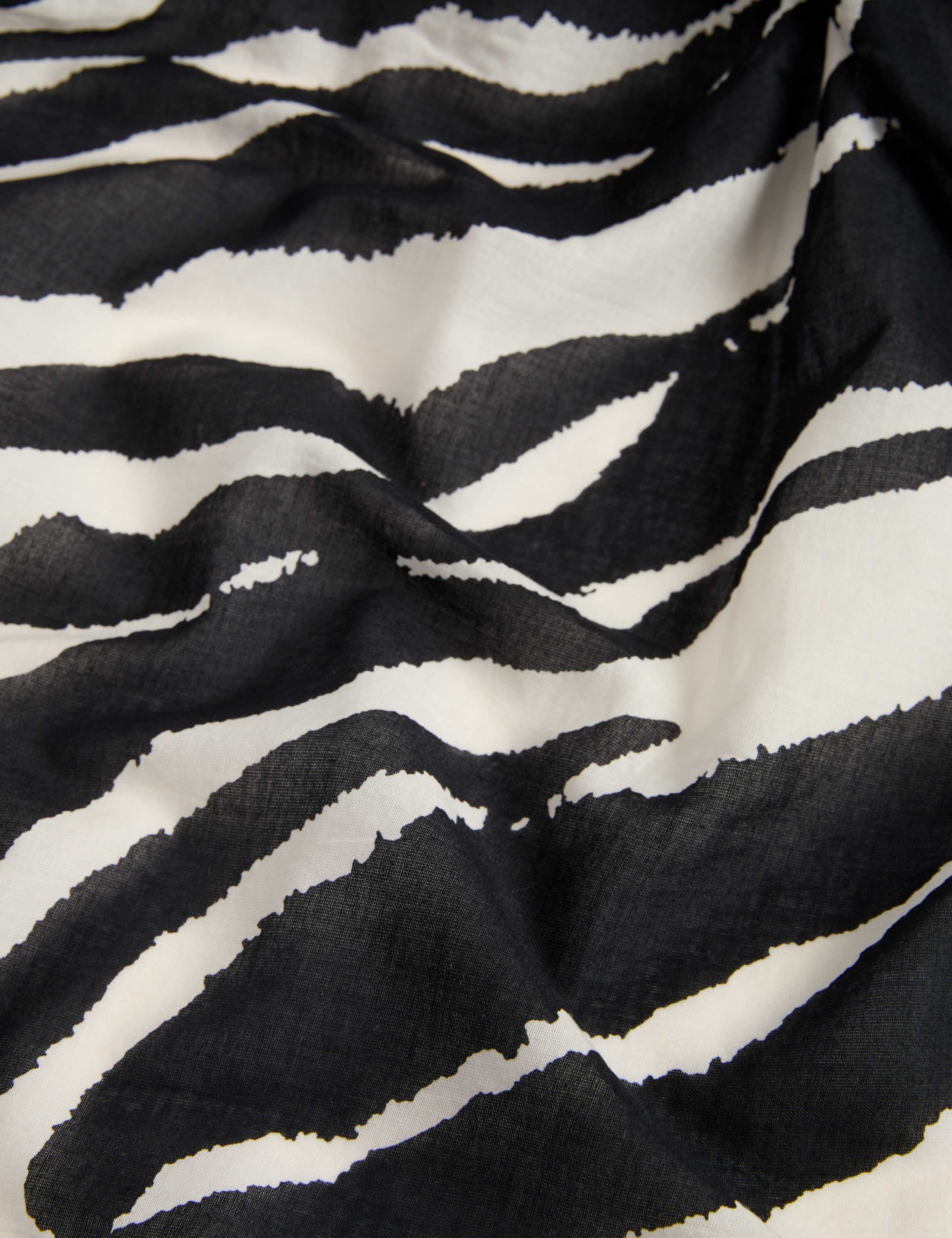 Pure Cotton Printed Sarong 2 of 2