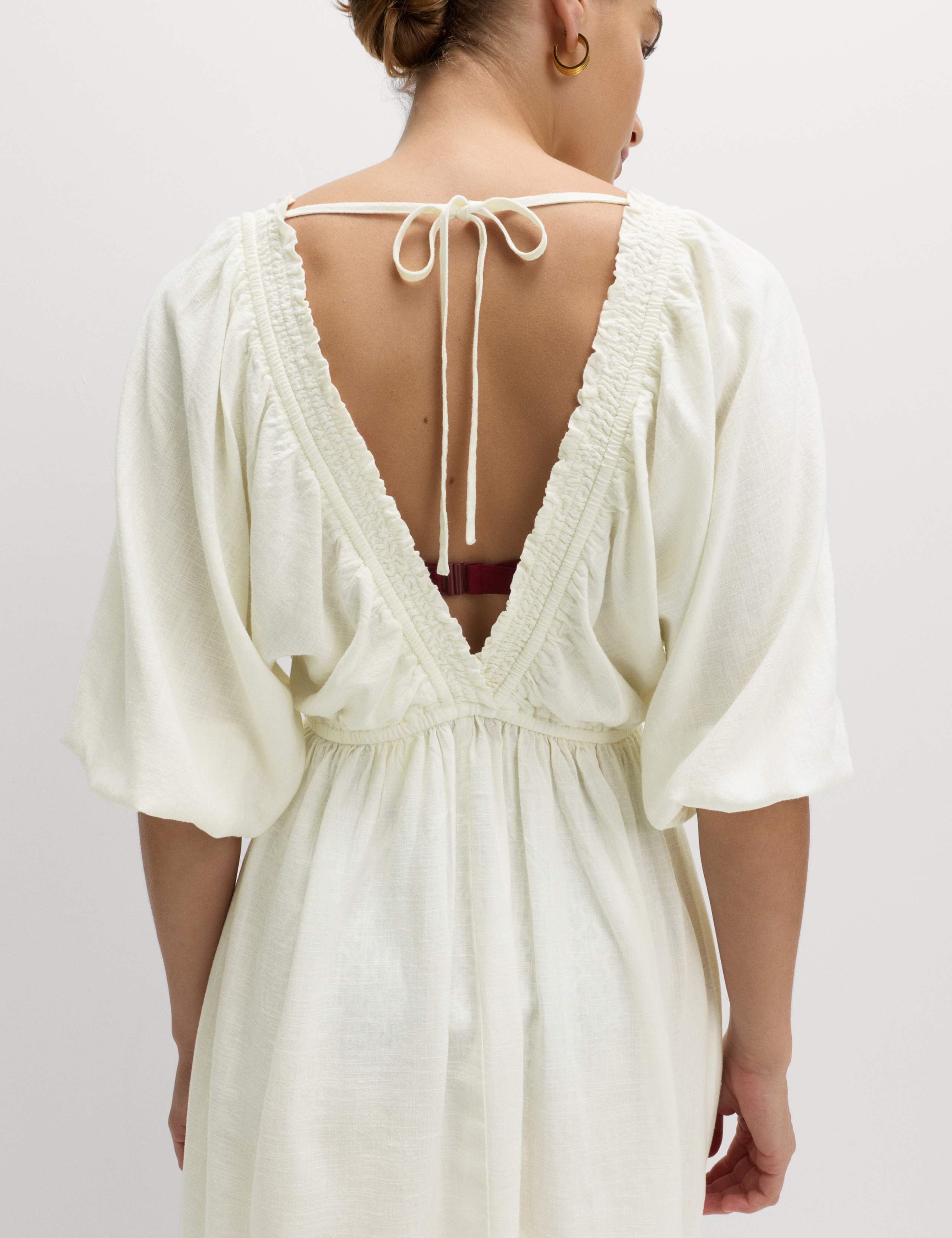 V-Neck Shirred Mini Beach Dress With Linen 3 of 4