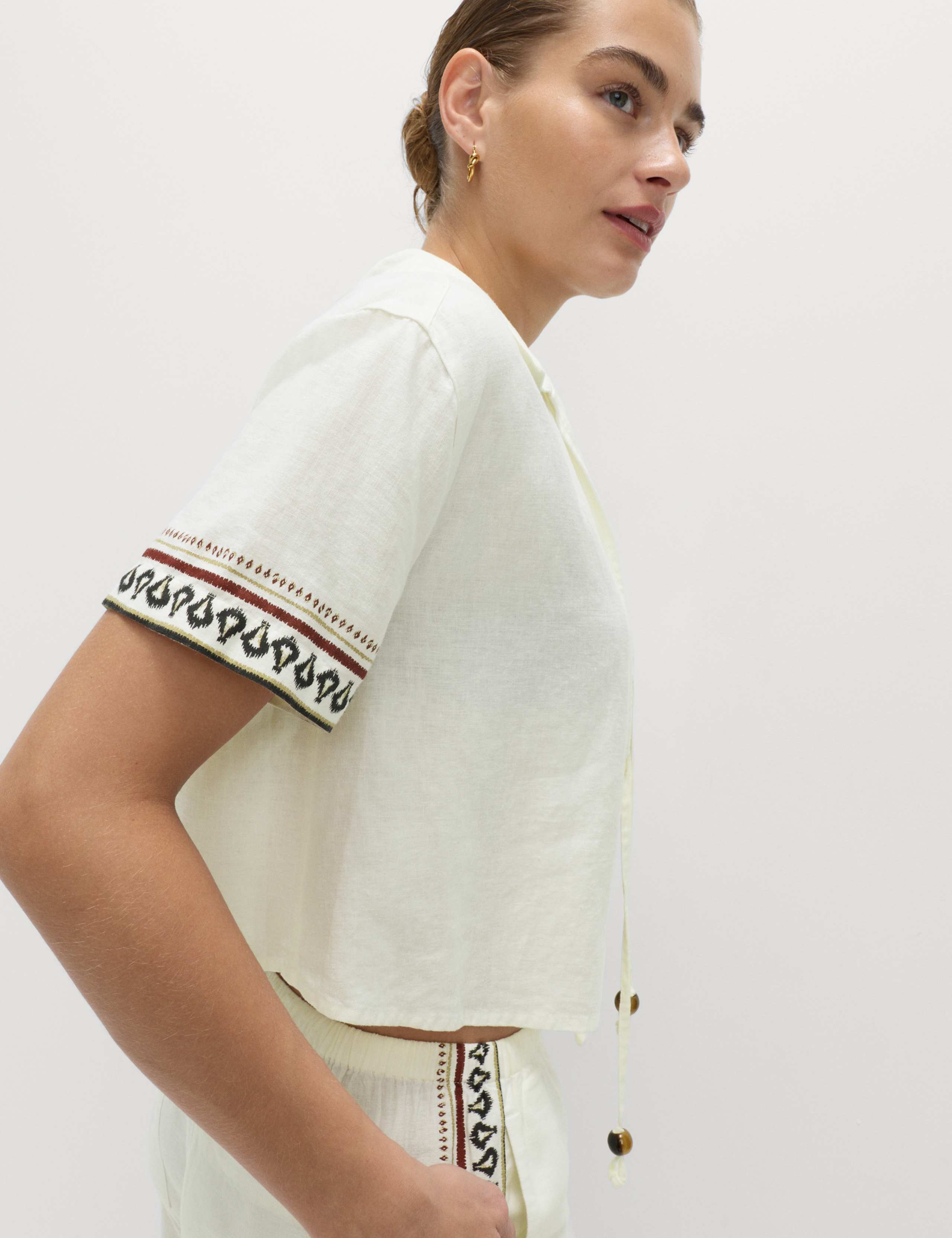 Linen Rich Beaded Tie Front Beach Shirt 4 of 5