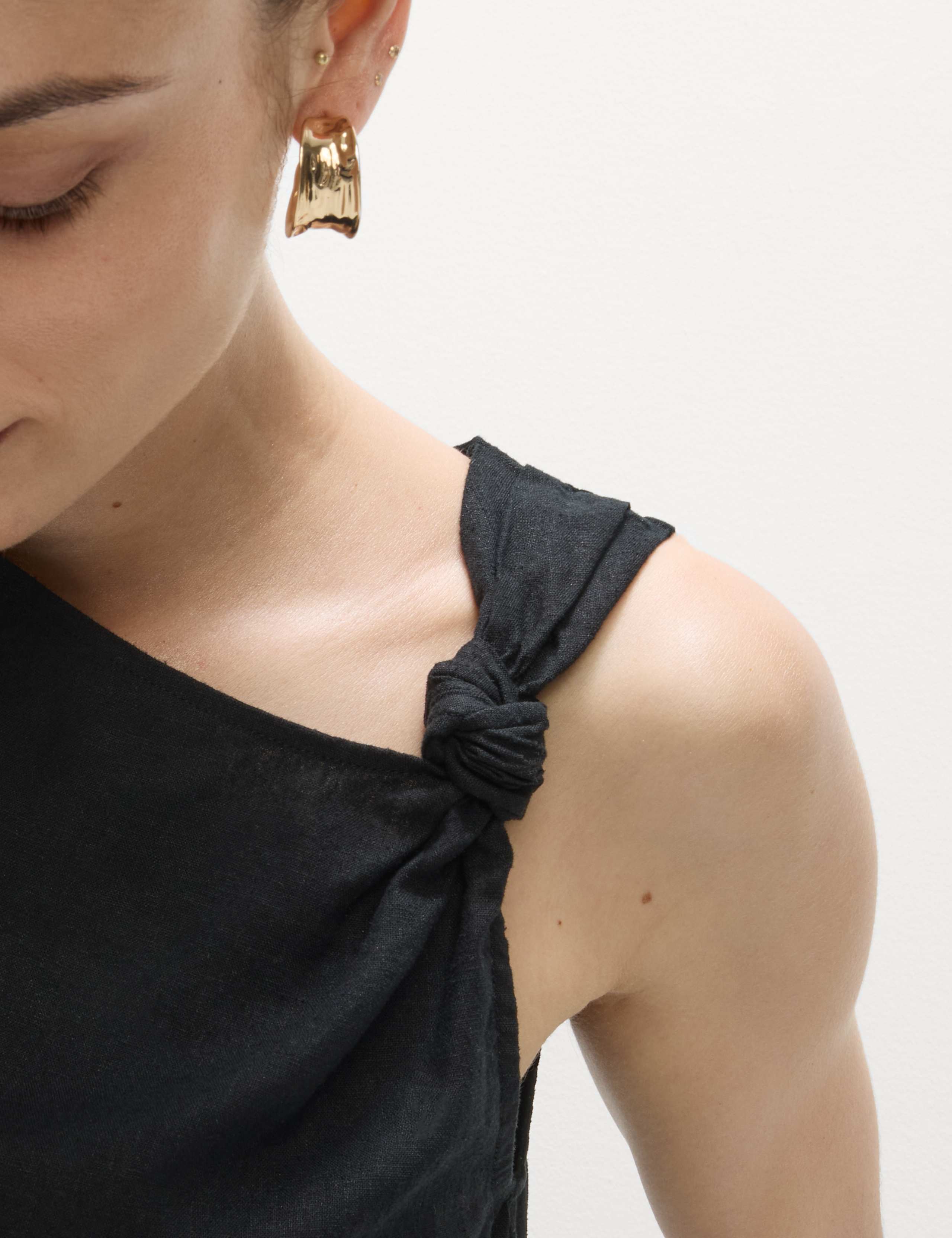 Linen Rich Twist One Shoulder Top 5 of 8