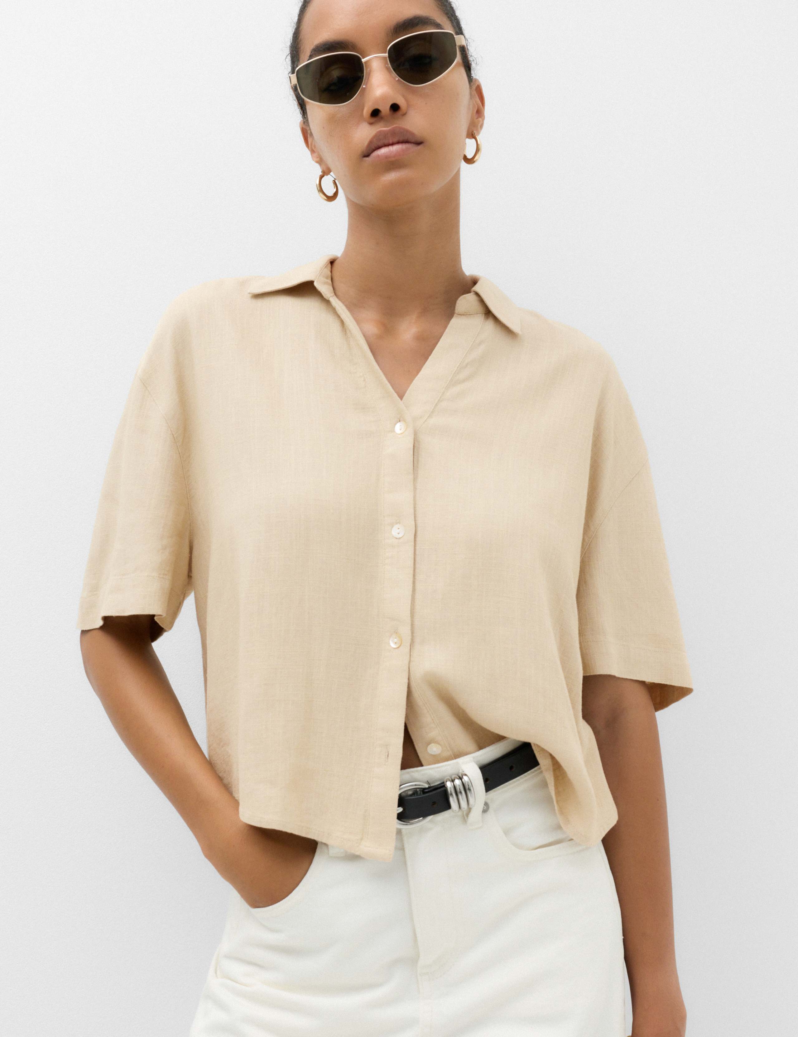 Oversized Shirt with Linen 1 of 6