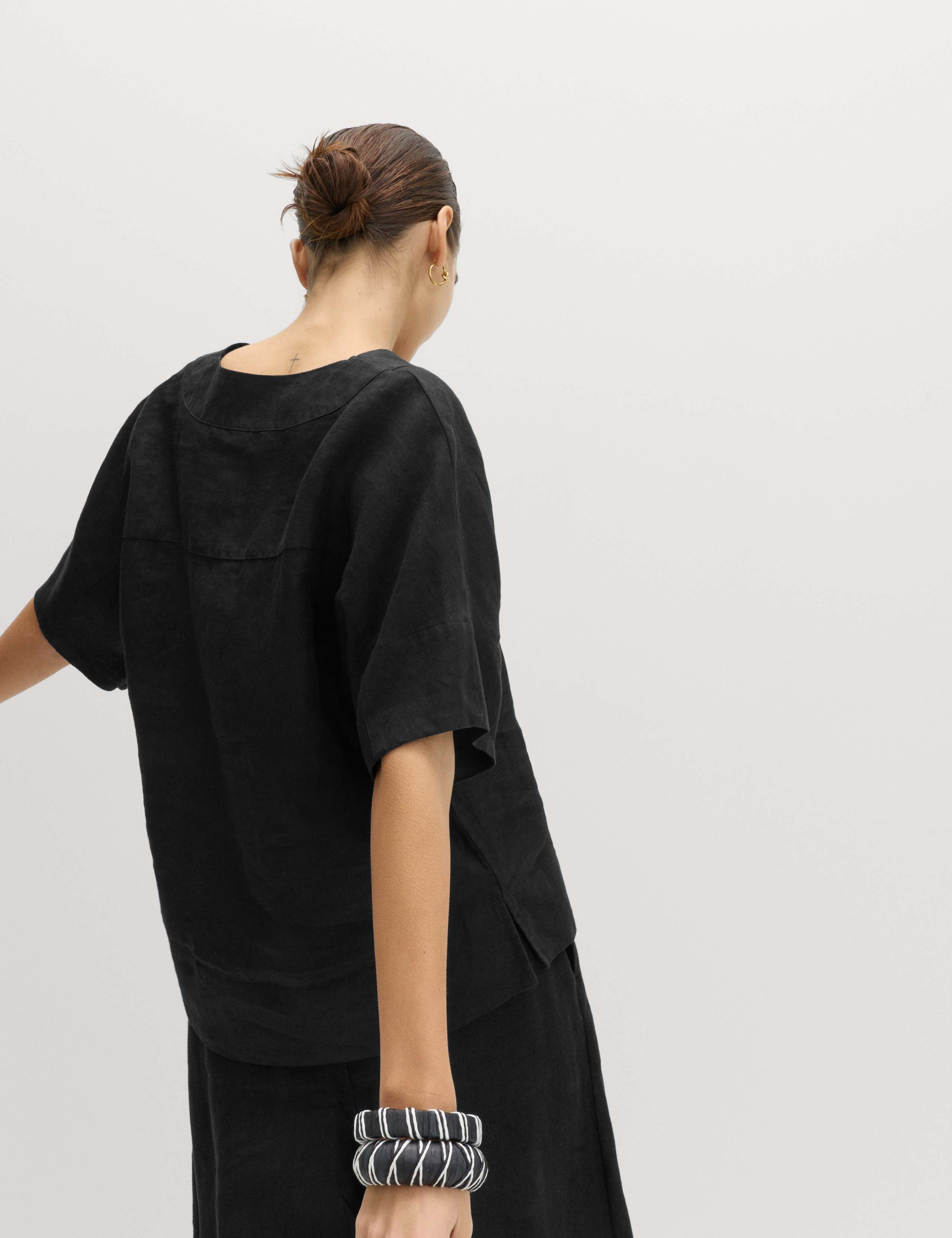 Pure Linen V-Neck Popover Top 7 of 7