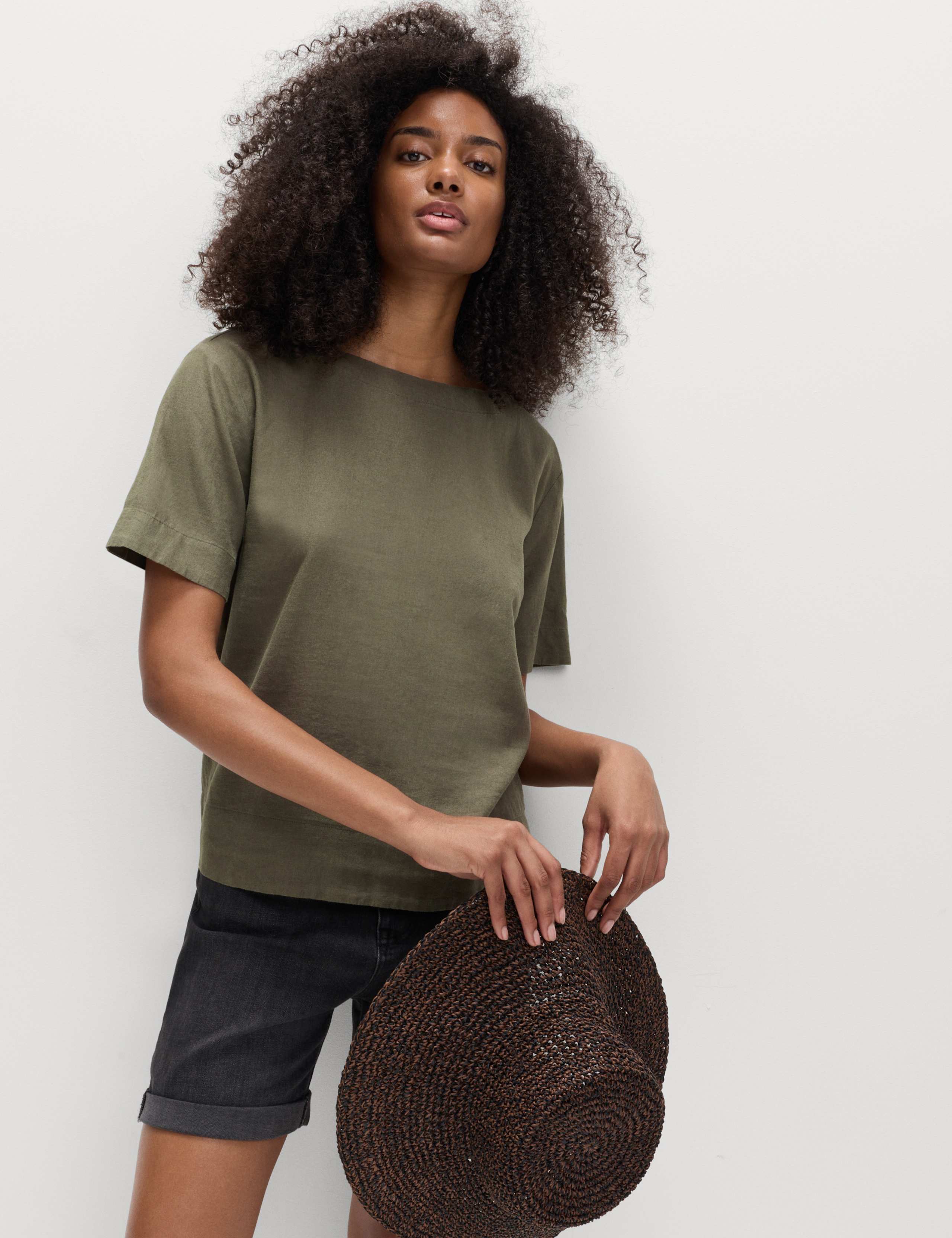 Linen Rich Scoop Neck Relaxed T-Shirt 5 of 5