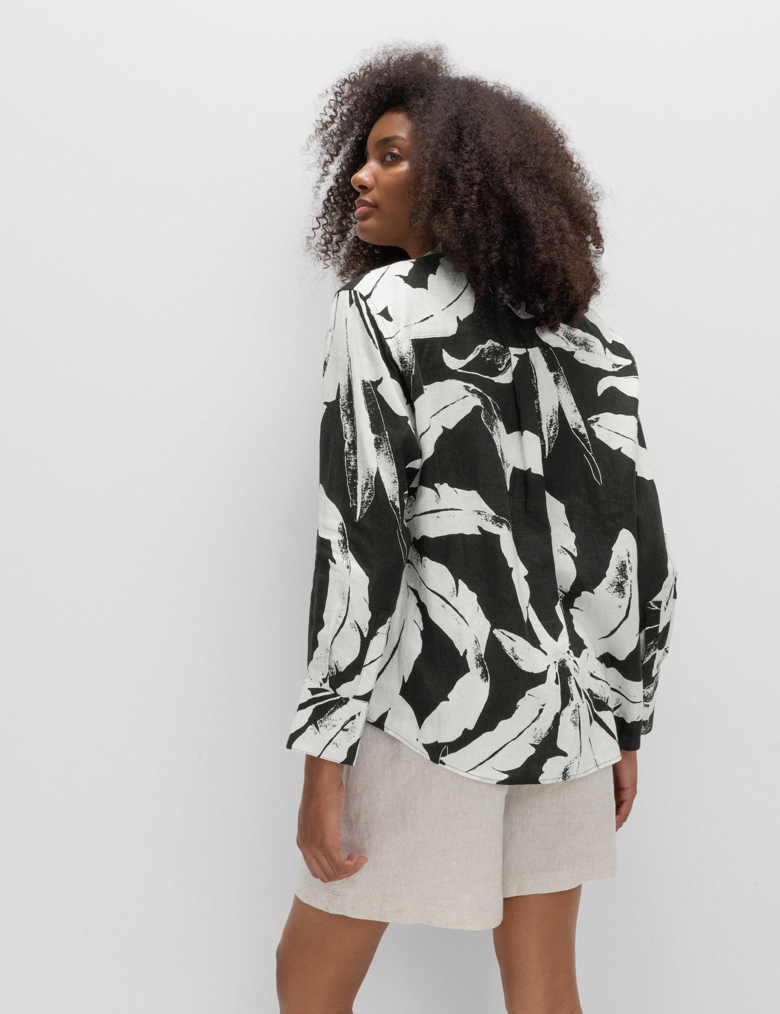 Pure Linen Printed Collared Shirt 4 of 6