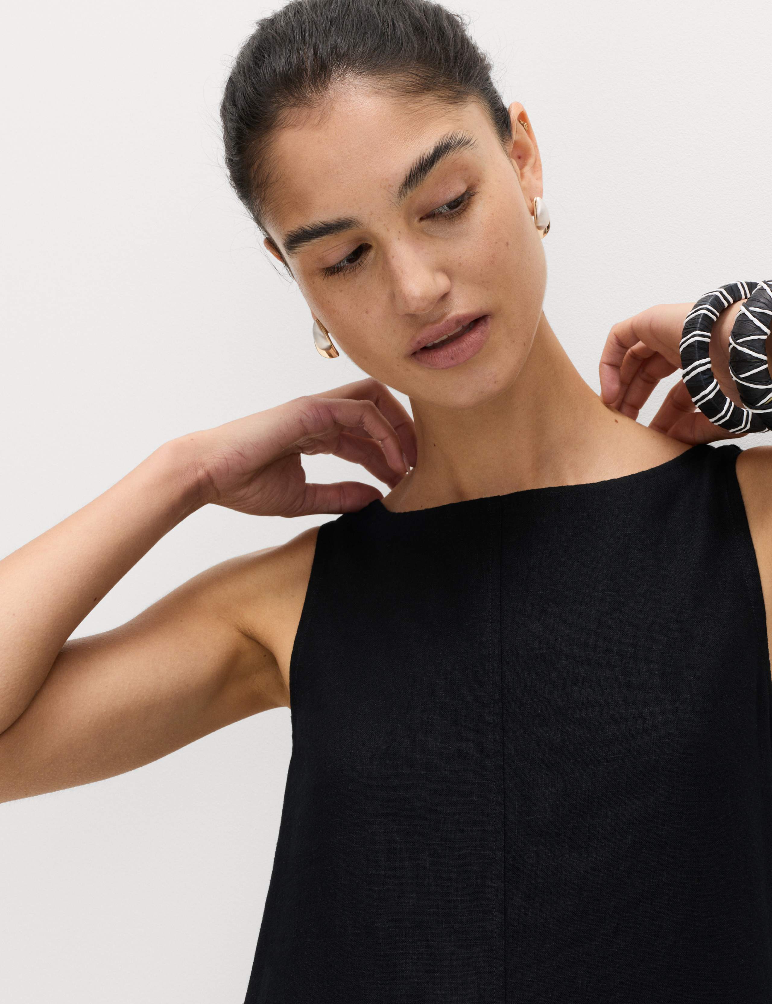 Linen Rich Scoop Neck Mini Swing Dress 4 of 6