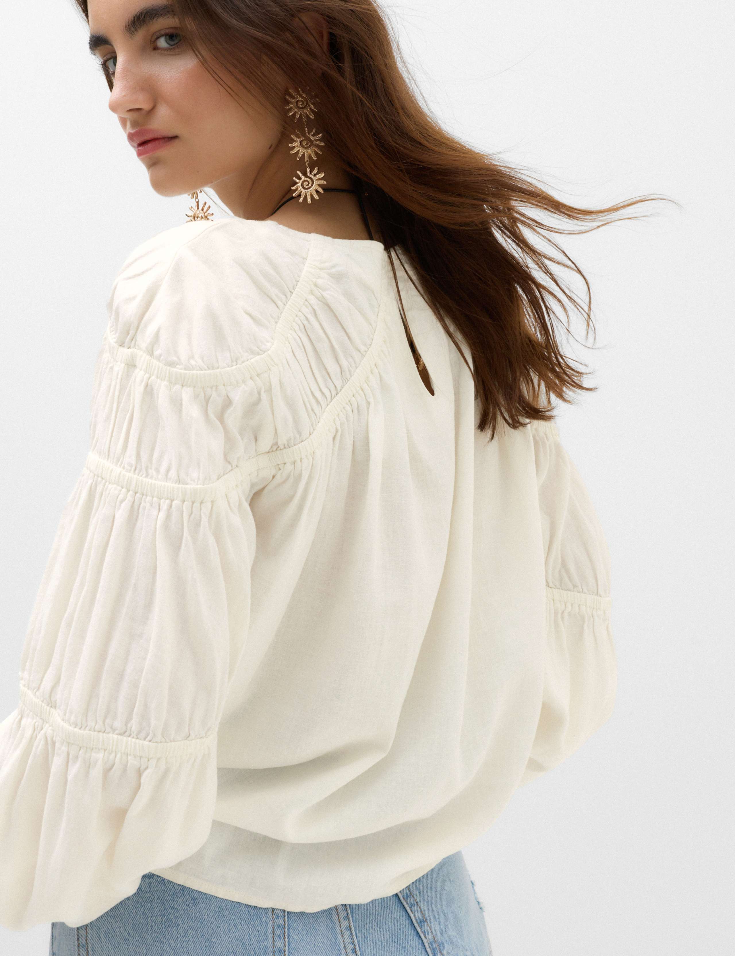 Linen Blend Relaxed Shirred Top 6 of 6