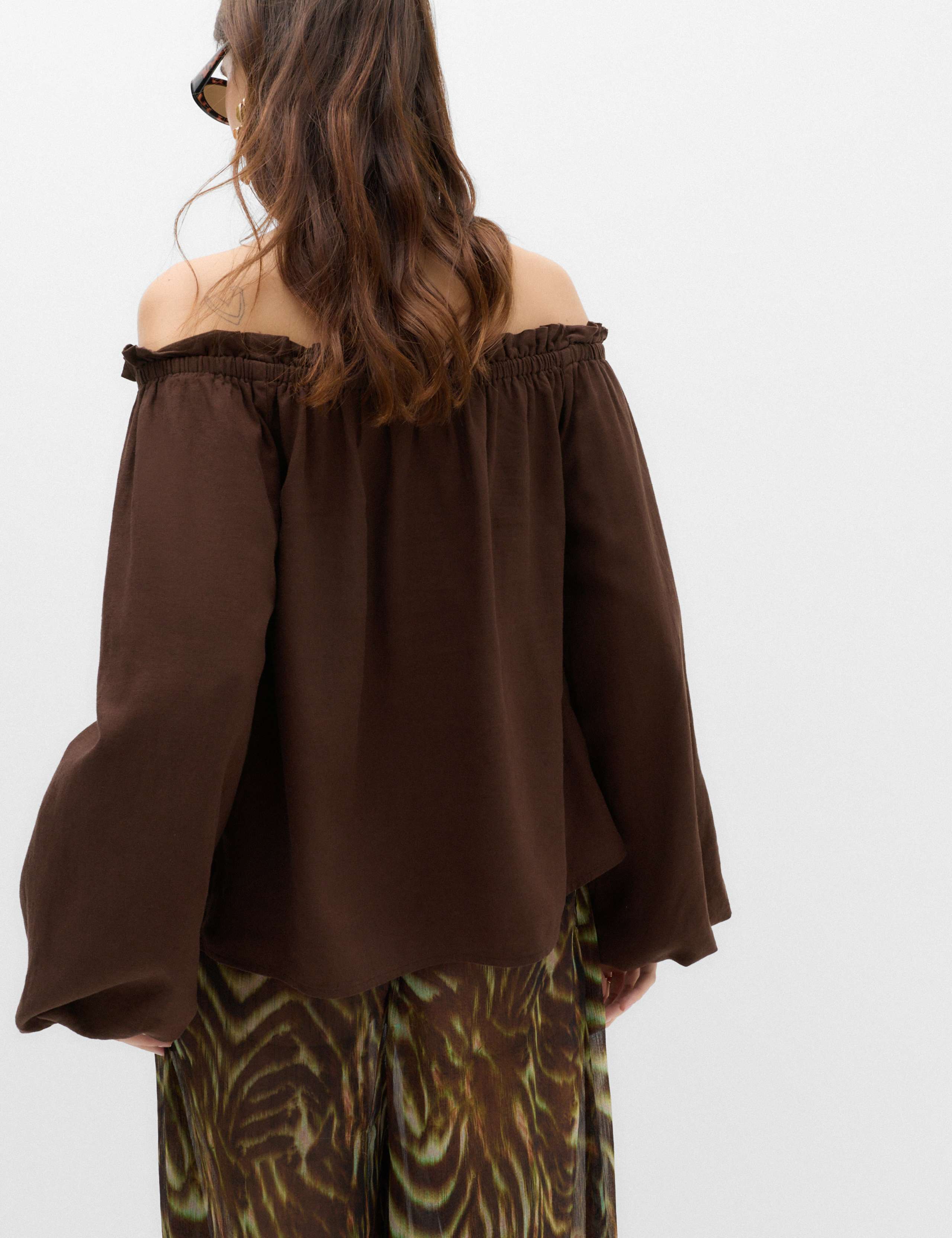 Linen Rich Volume Bardot Blouse 5 of 7