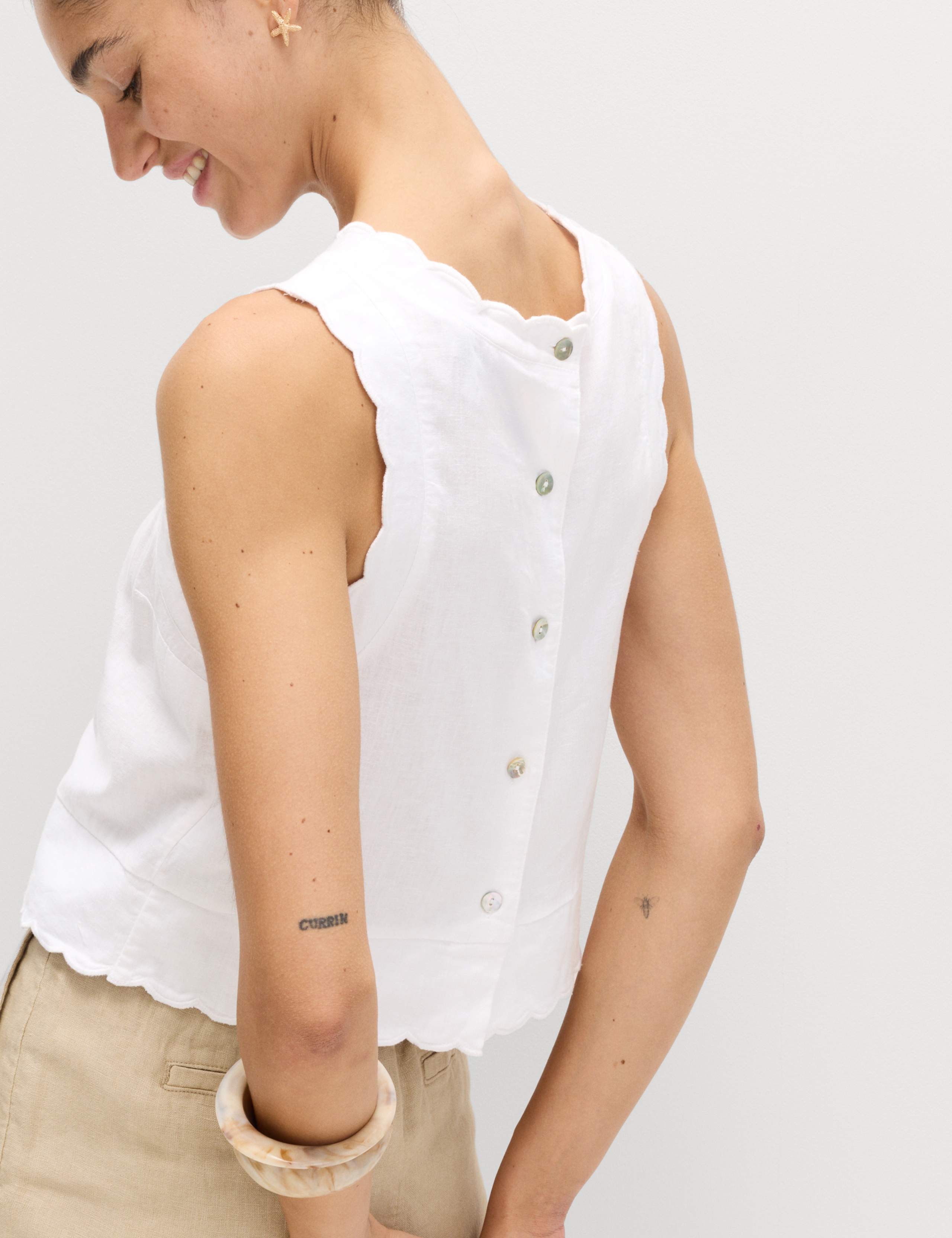 Linen Rich Scallop Vest Top 4 of 6