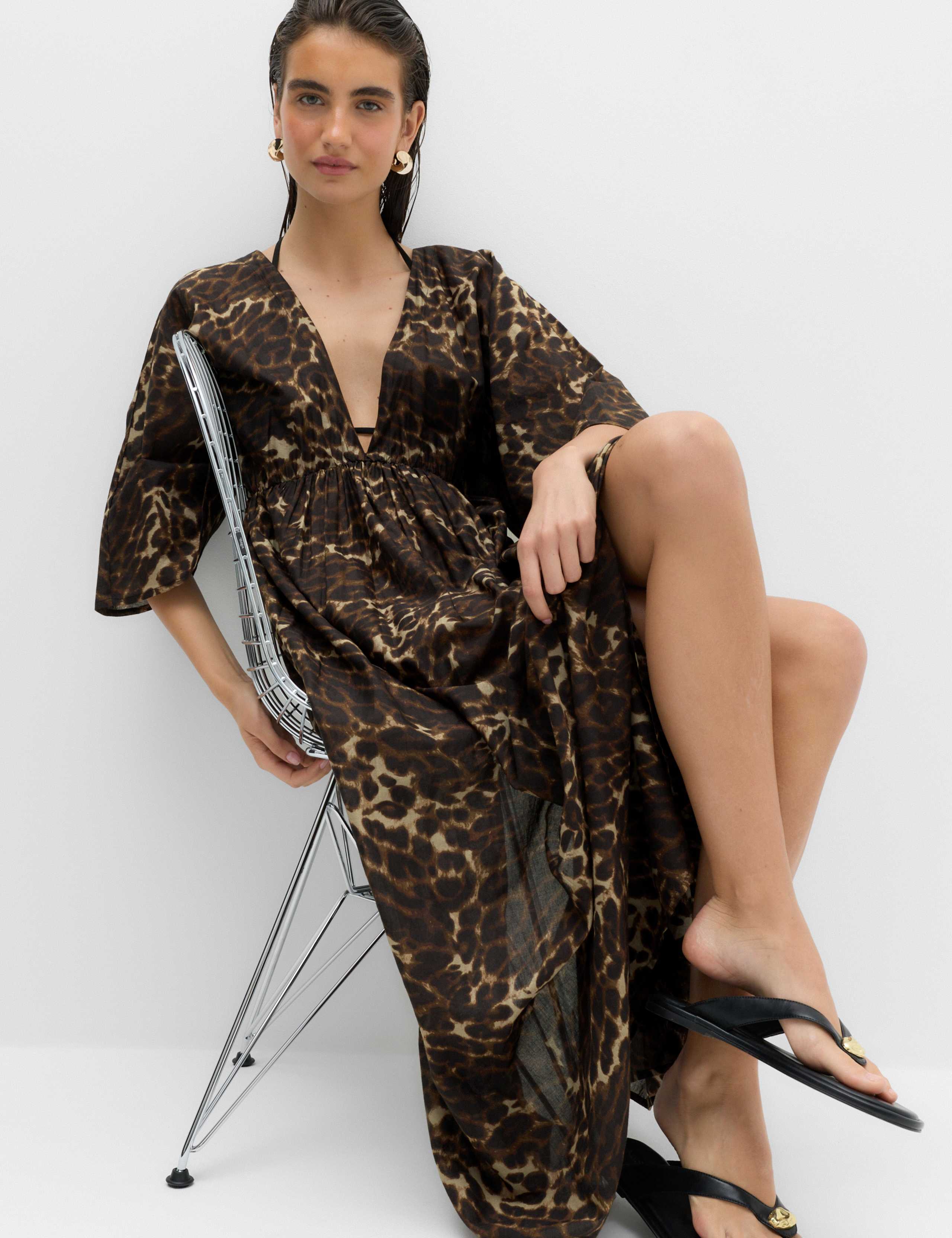 Pure Cotton Printed V-Neck Sheer Kaftan 3 of 5