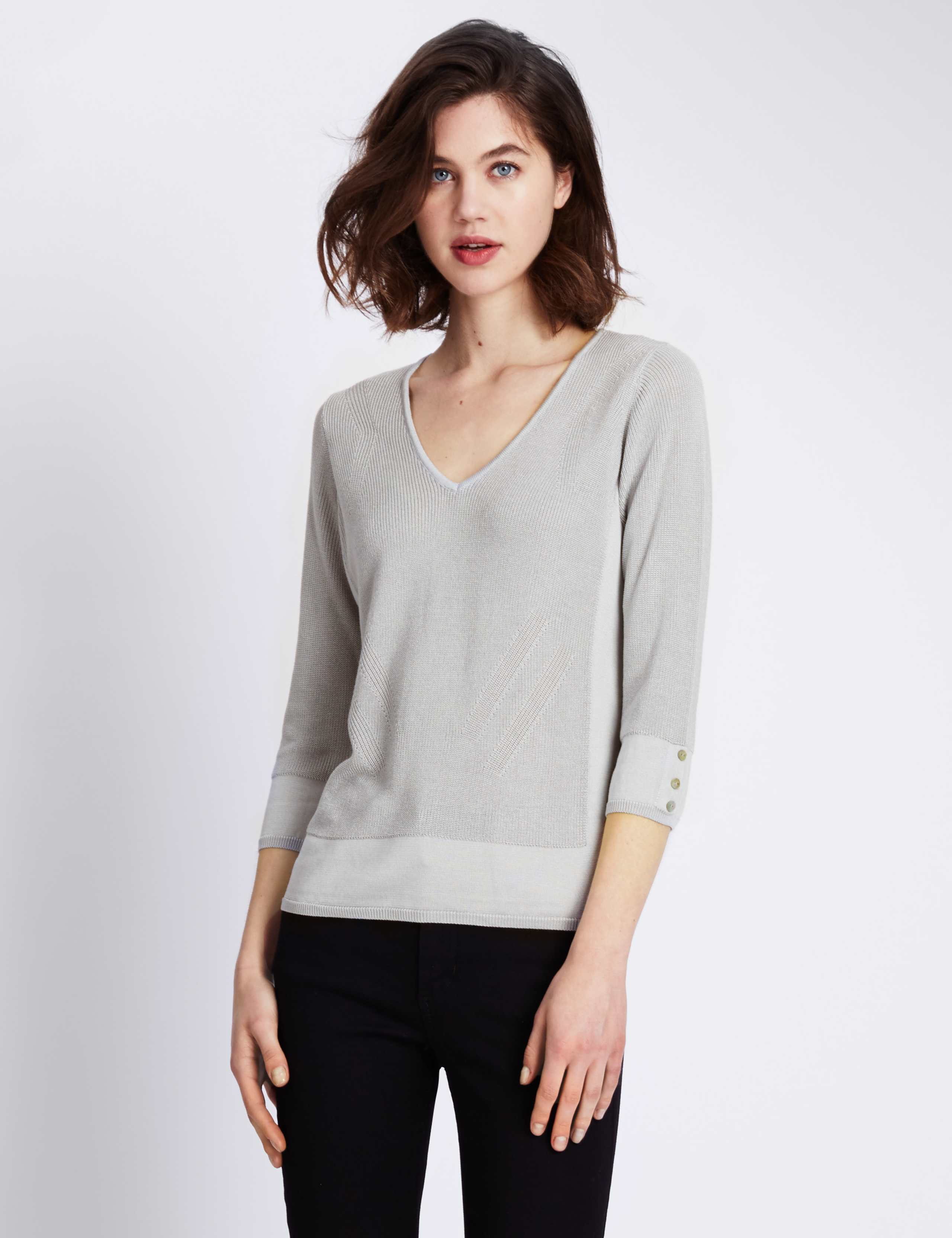3/4 Sleeve V-Neck Jumper 1 of 4