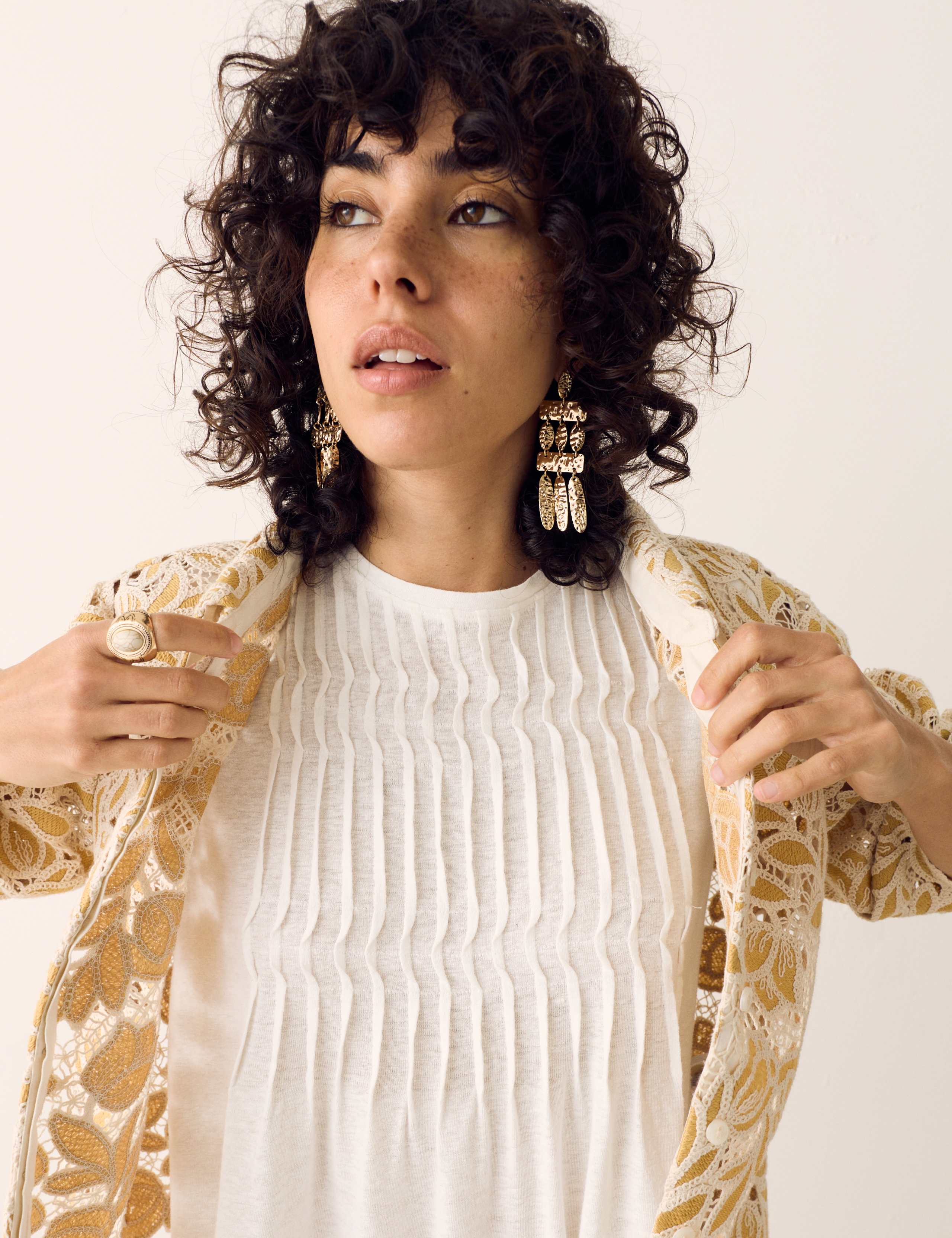 Linen Blend Pleat Yoke Top 4 of 4