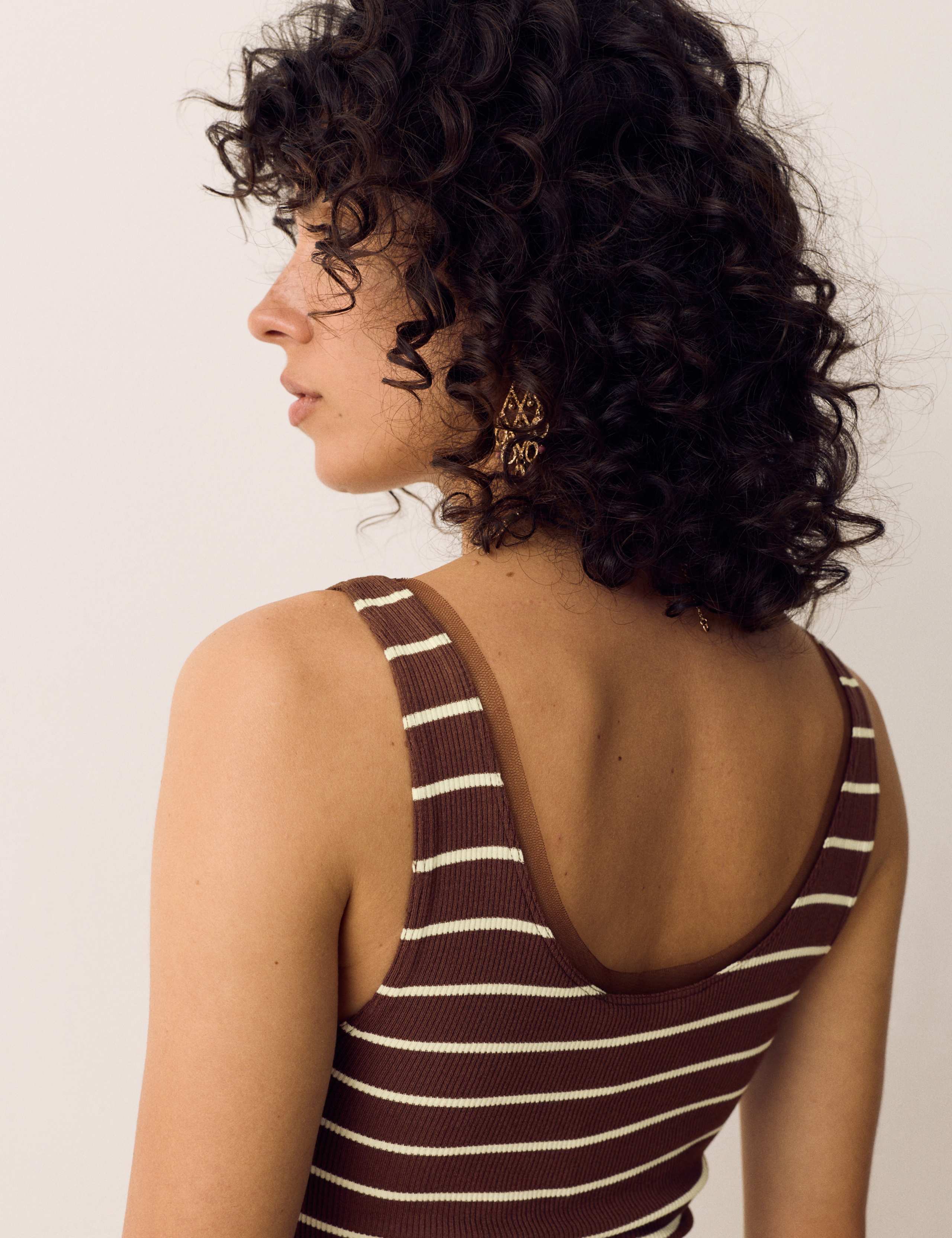 Striped Scoop Neck Vest 3 of 6