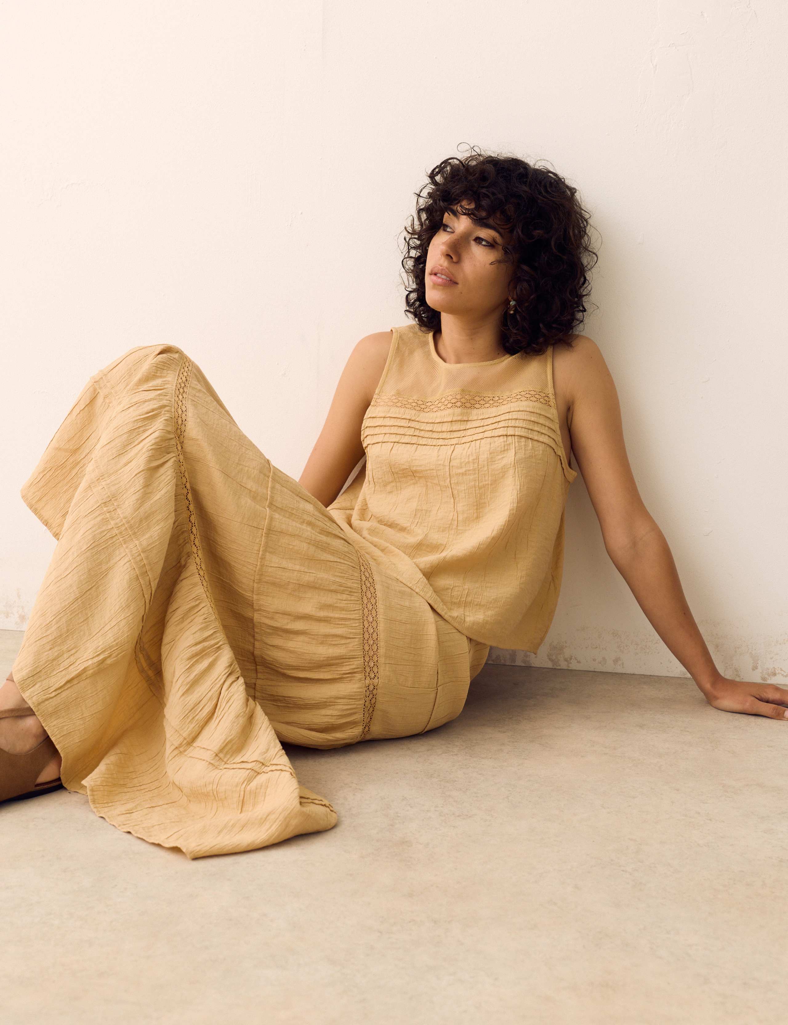 Lace Insert Mesh Yoke Sleeveless Top 5 of 5