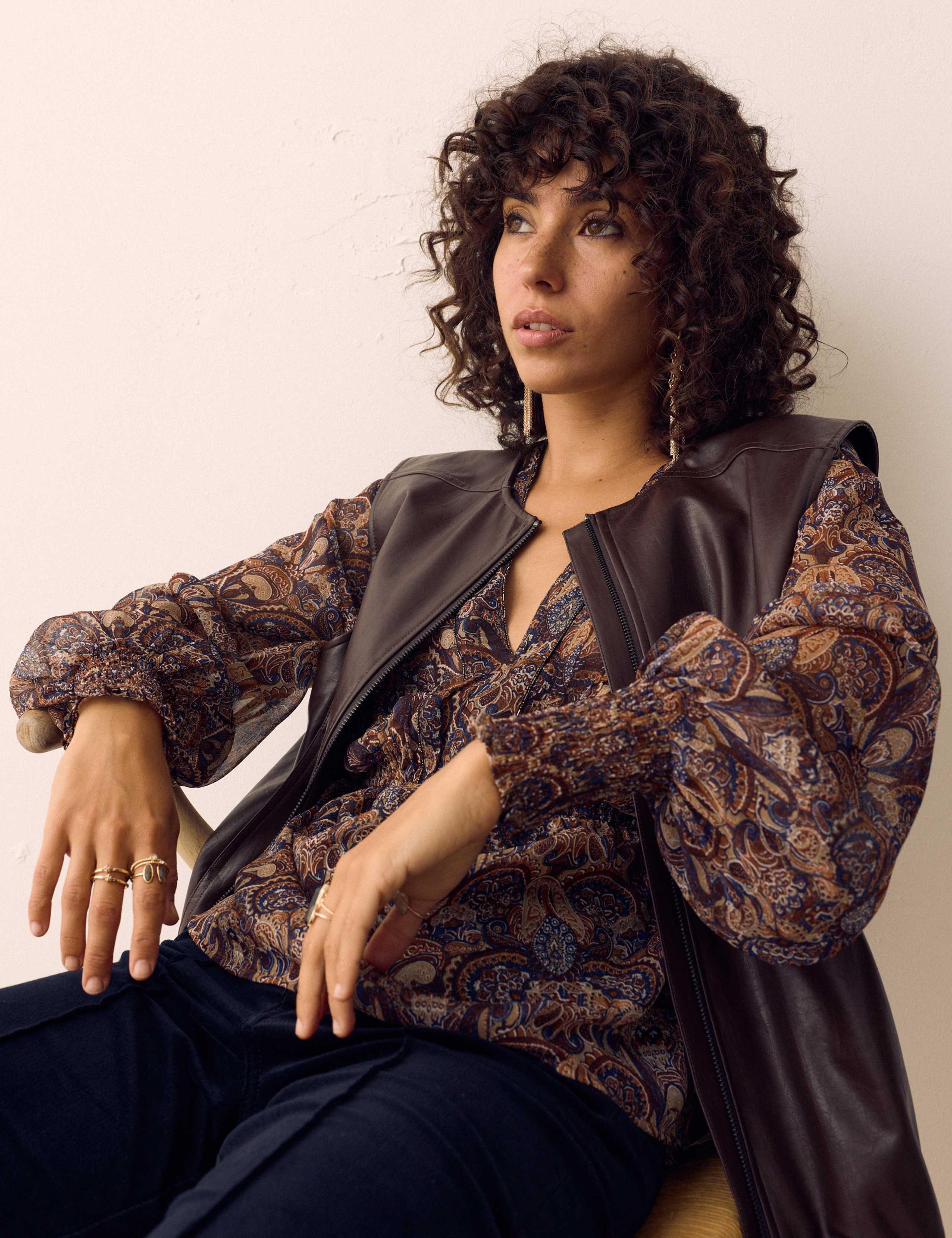 Paisley Floral V Neck Shirred Blouse 7 of 7
