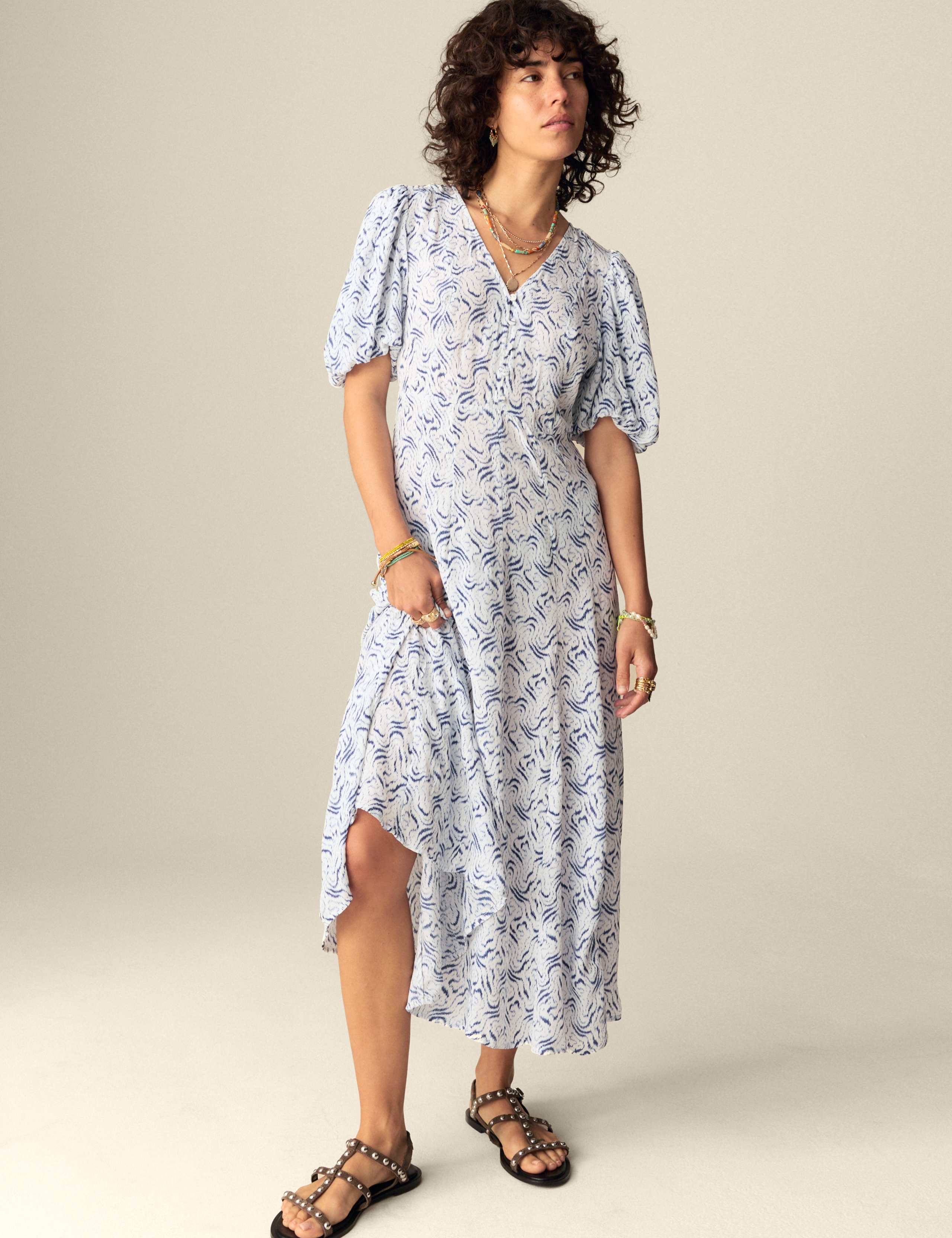 Printed V-Neck Midi Tea Dress 3 of 5