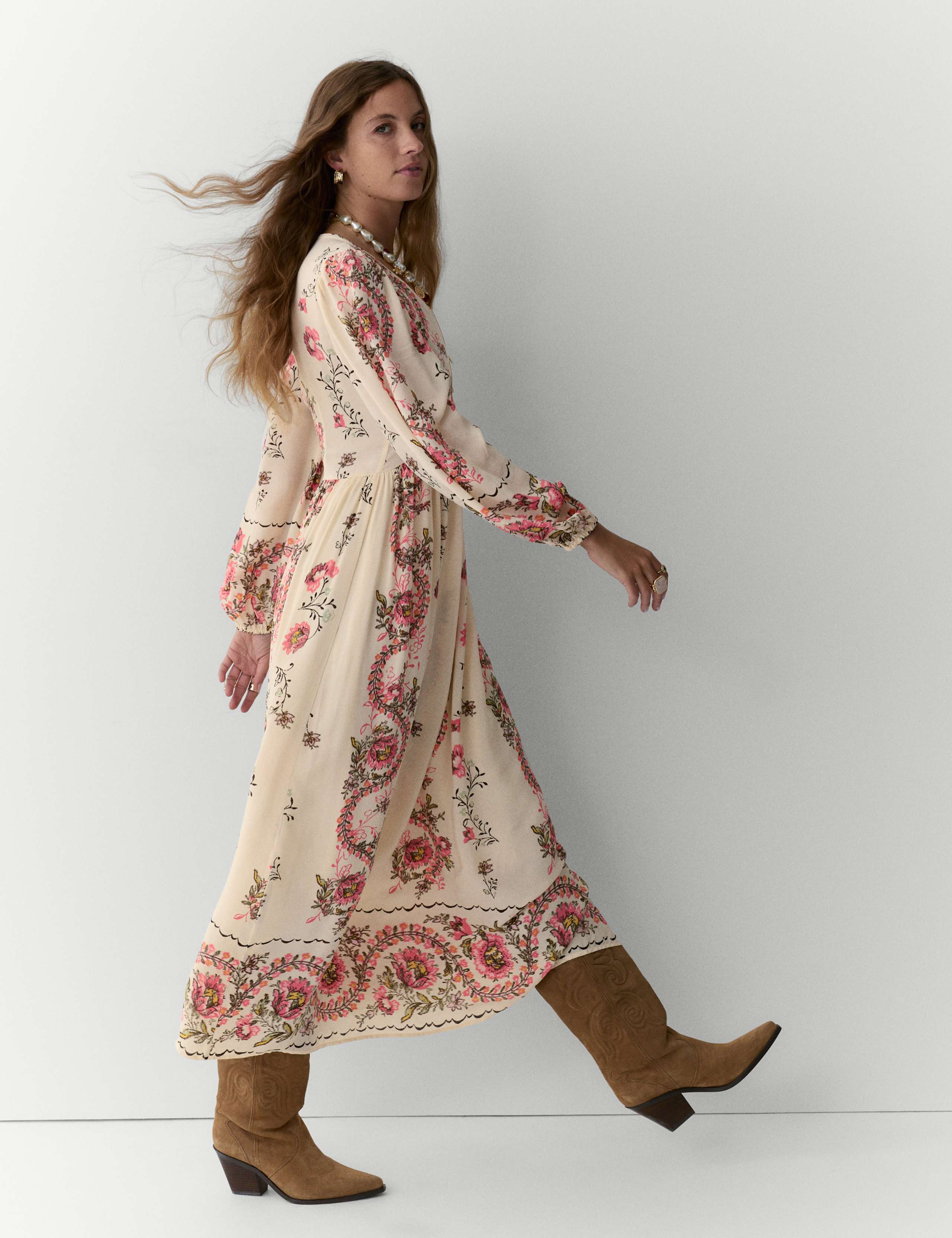Printed V-Neck Maxi Tea Dress 3 of 5