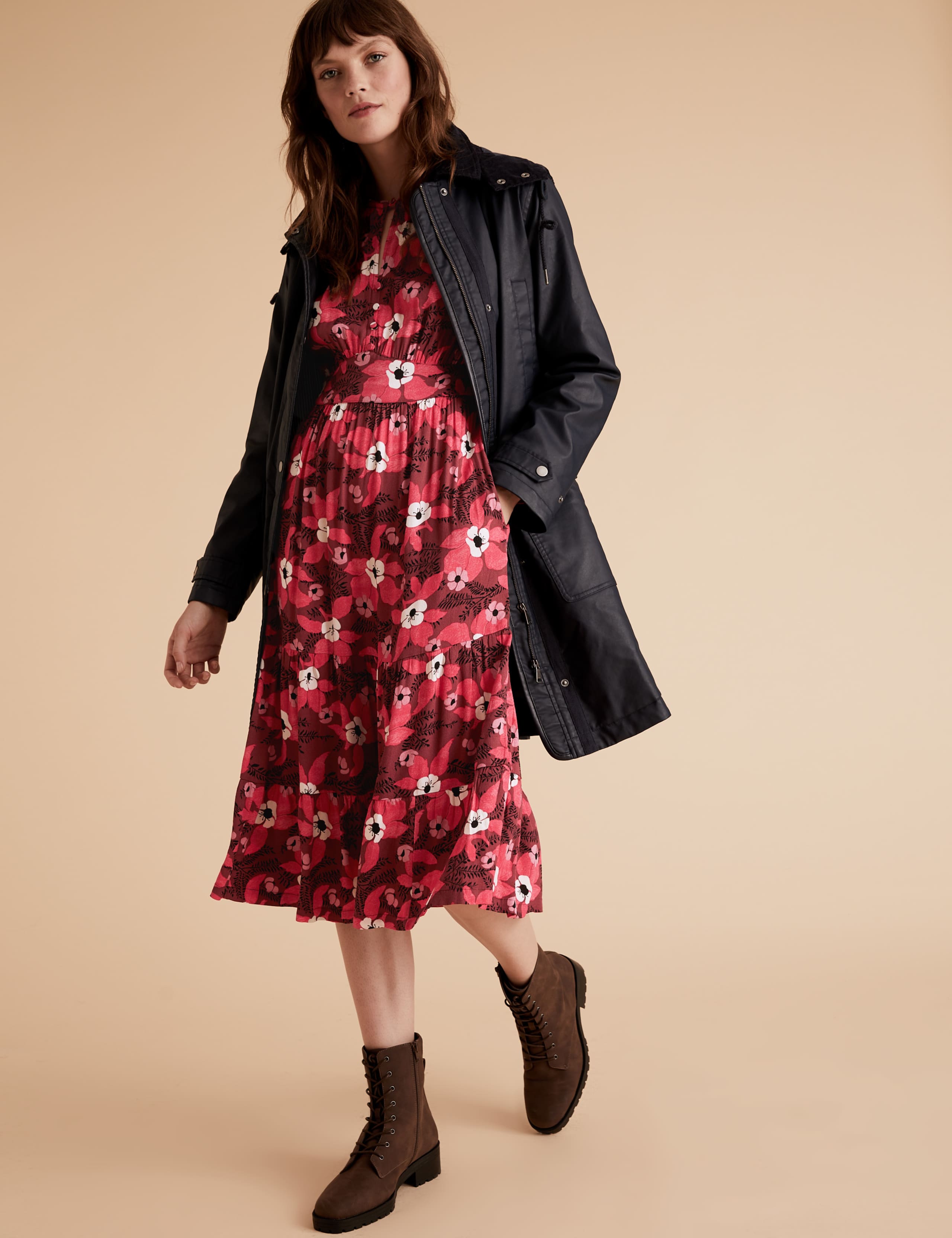 Crepe Floral Waisted Dress 5 of 5