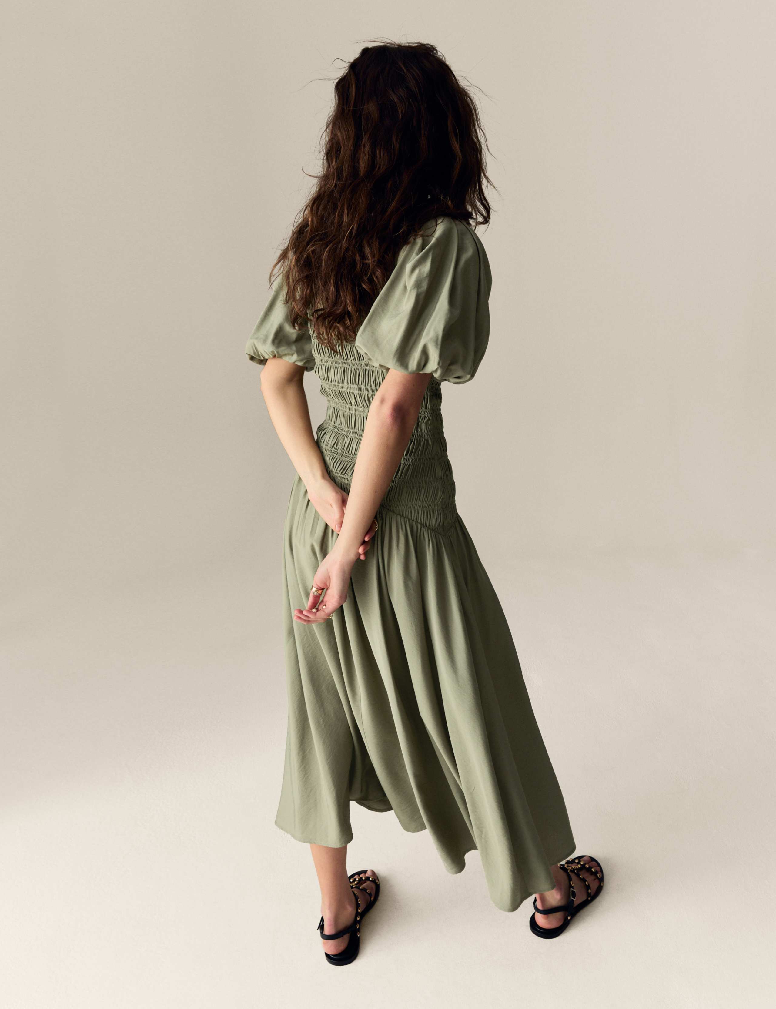 Textured V-Neck Puff Sleeve Midaxi Shirred Dress 5 of 5