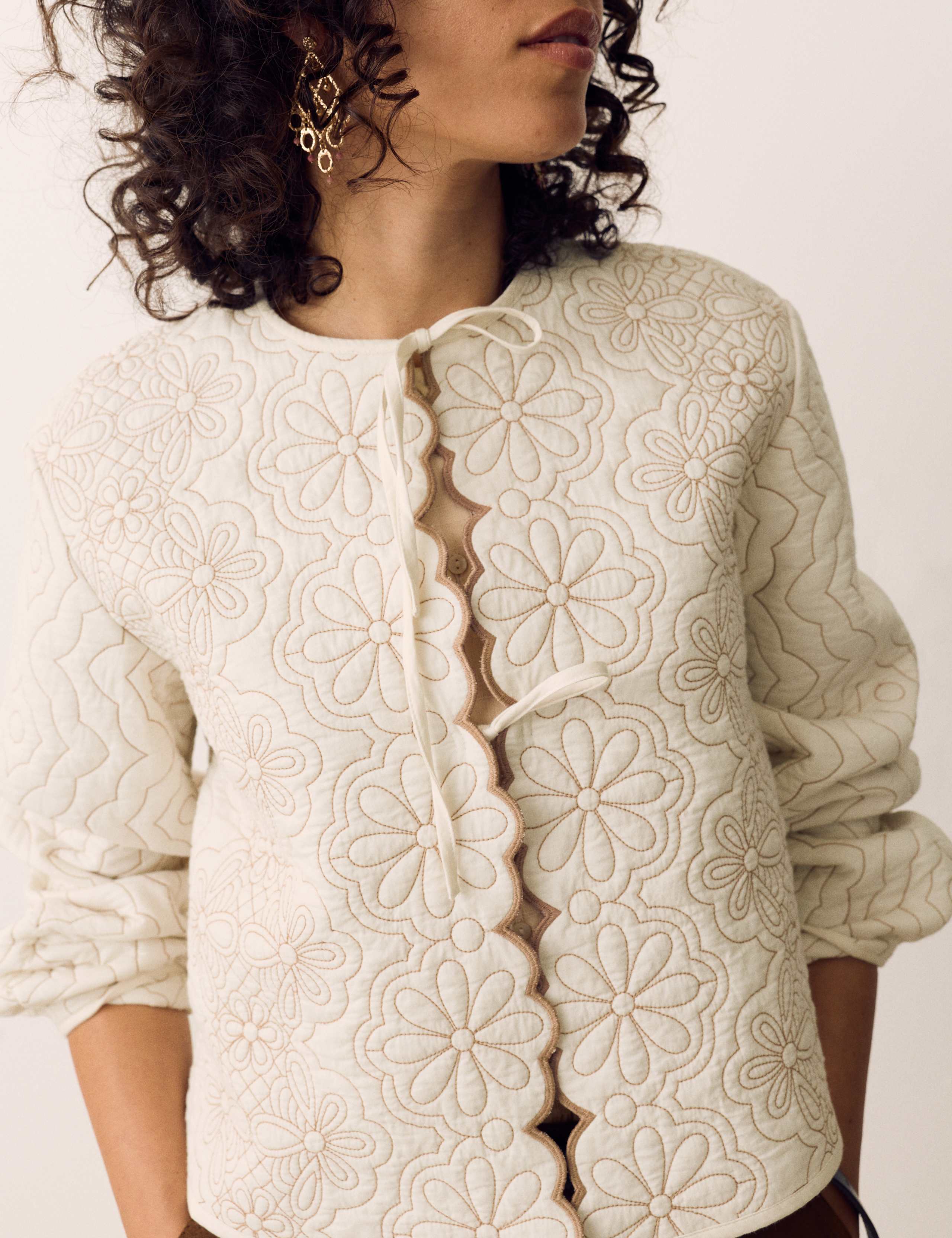 Scallop Tie Front Quilted Jacket 3 of 7