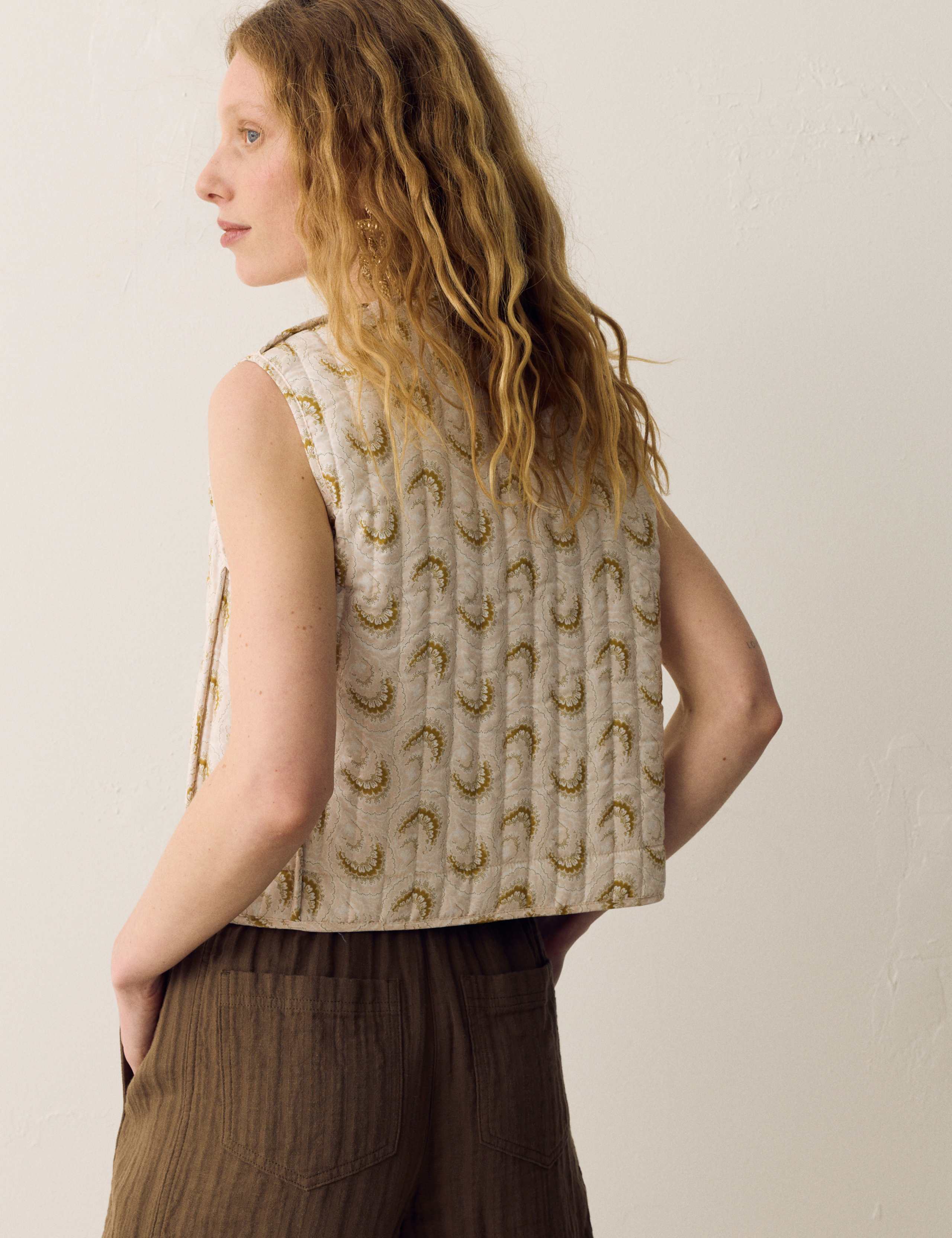 Pure Cotton Printed Quilted Reversible Gilet 4 of 5