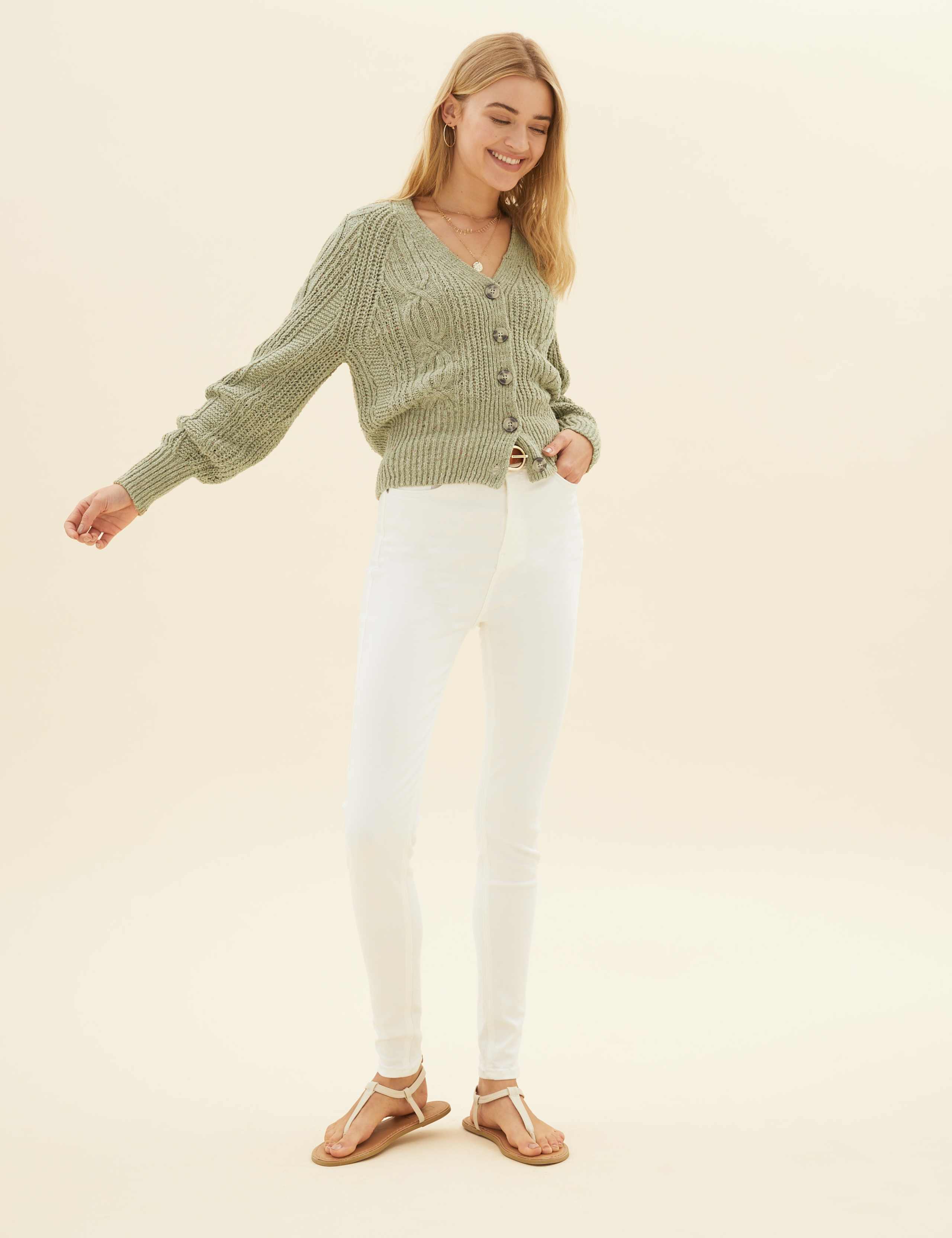 Cotton Textured V-Neck Cropped Cardigan 3 of 7