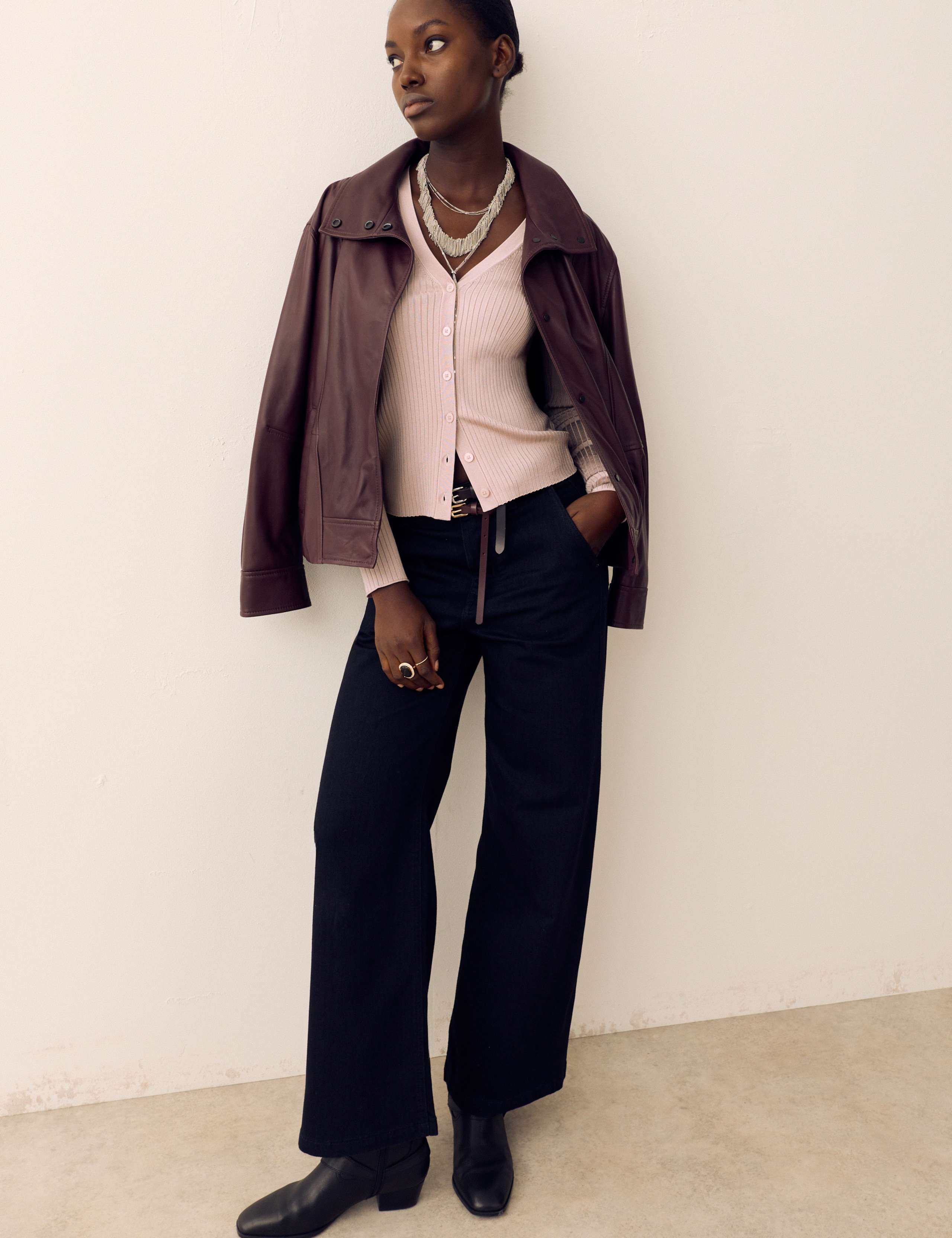 Ribbed V-Neck Cardigan 3 of 6