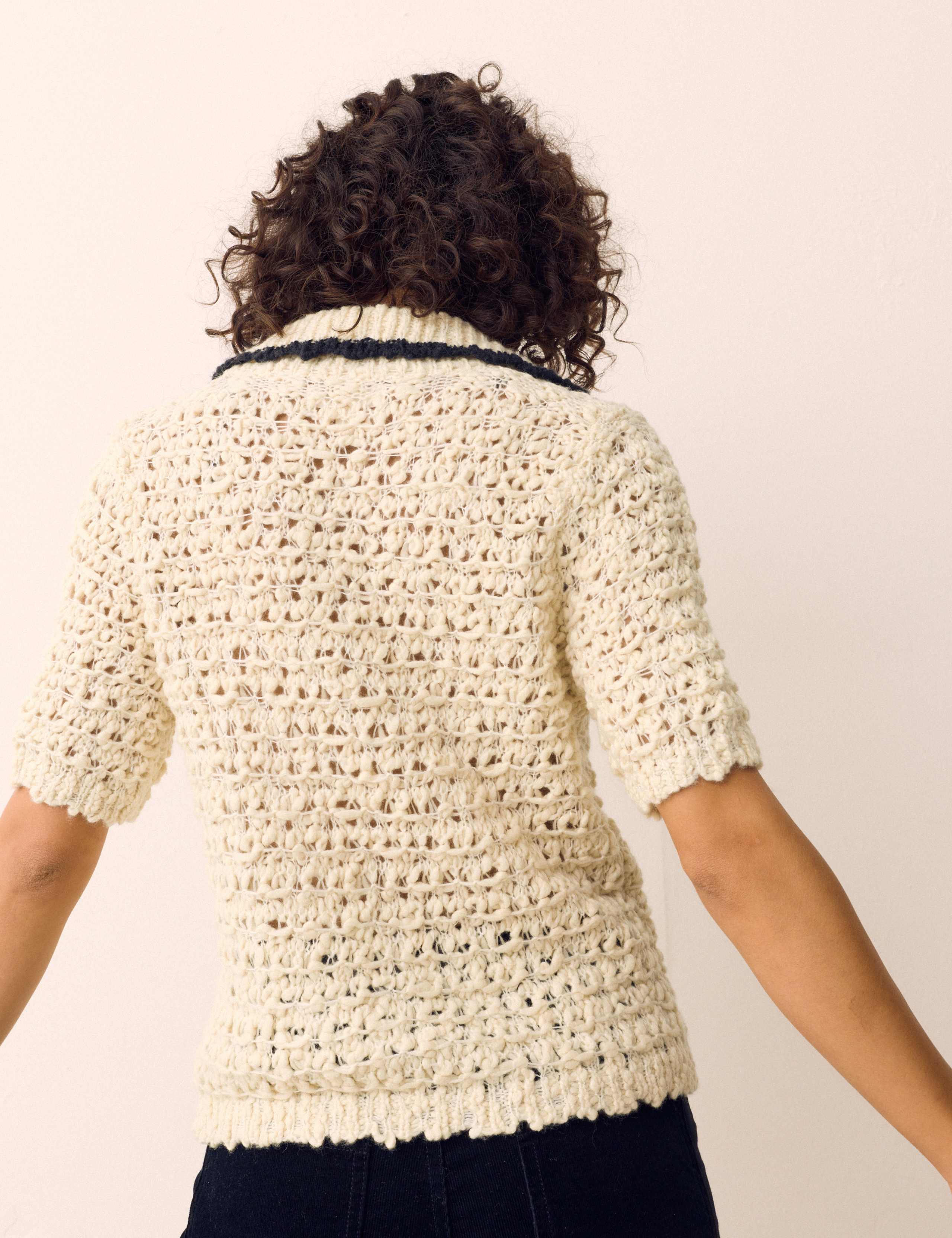 Textured Collared Short Sleeve Knitted Polo With Wool 5 of 6