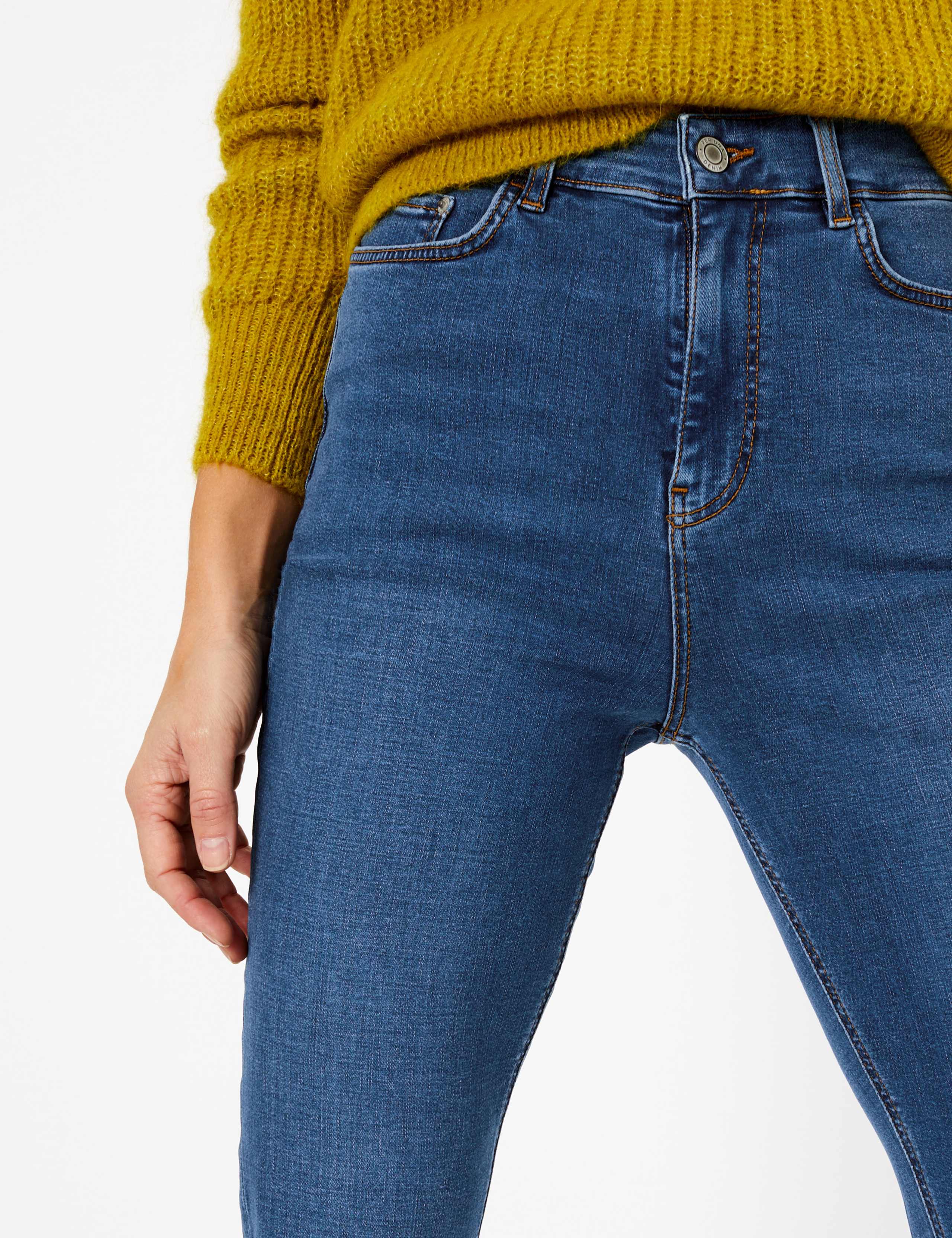Kick Flare Cropped Jeans 5 of 6