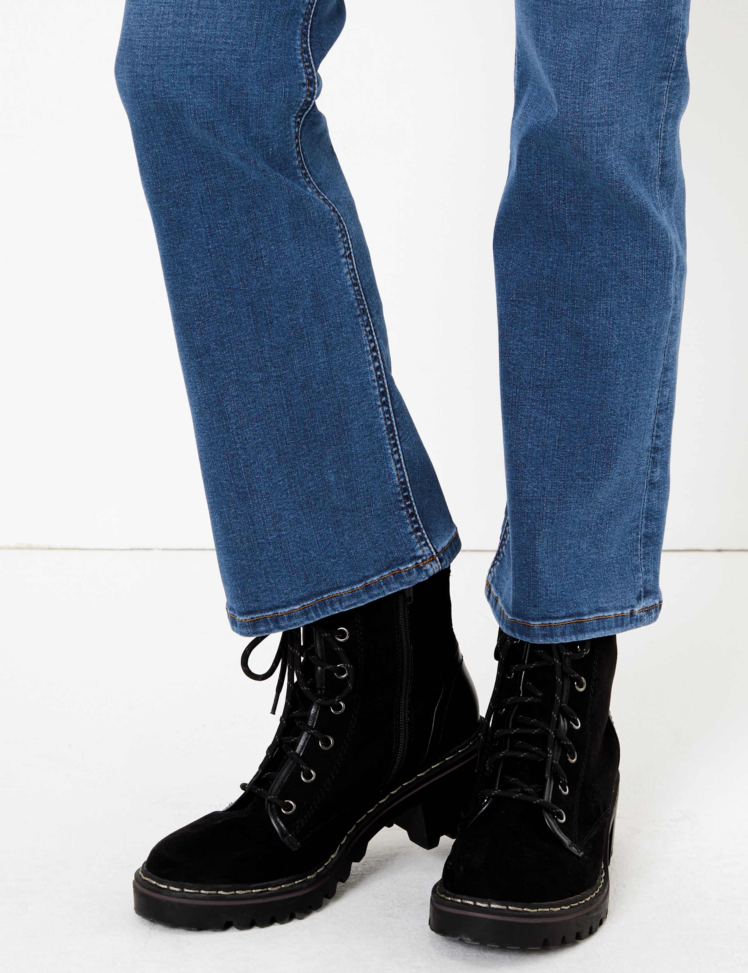 Kick Flare Cropped Jeans 6 of 6