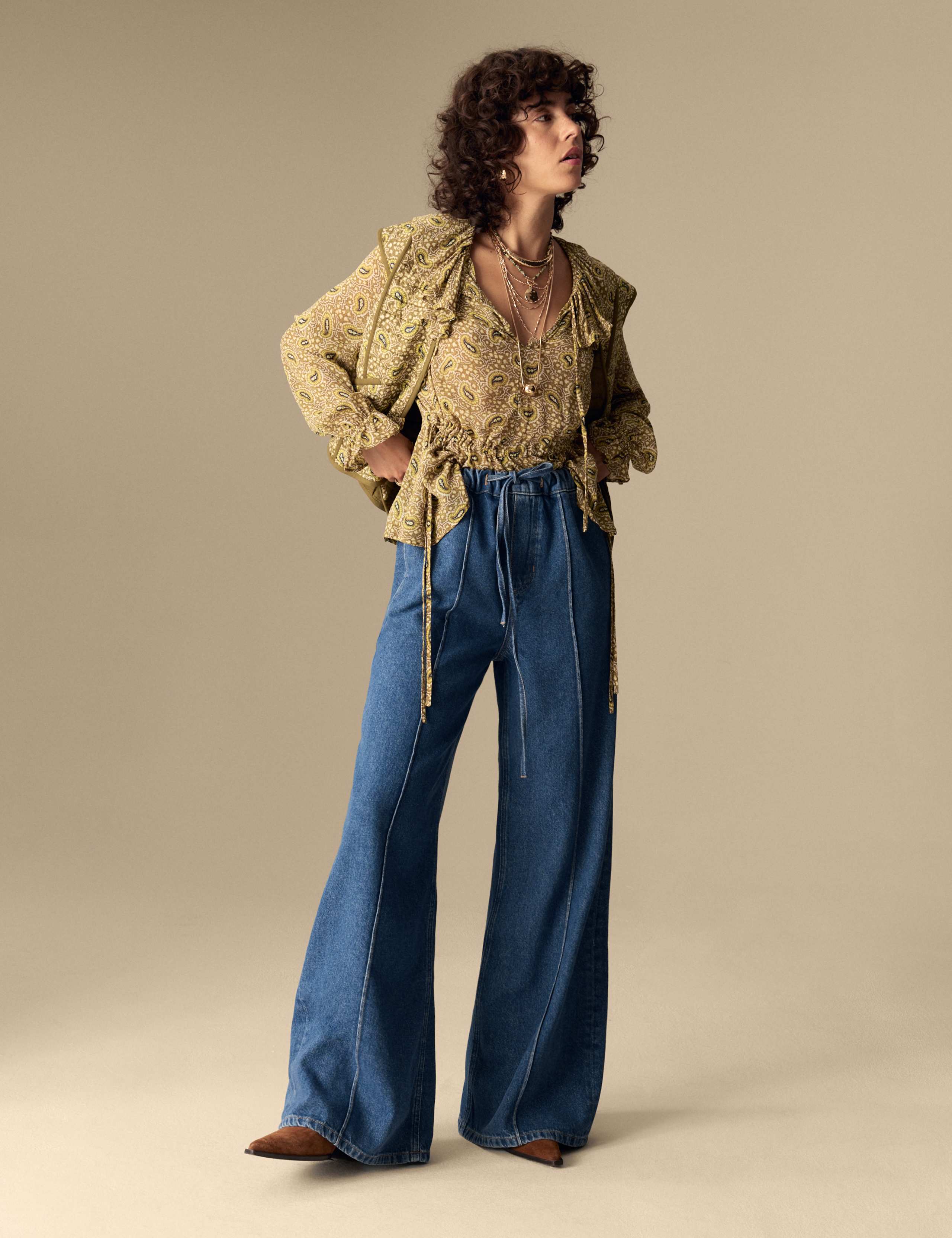Lyocell Blend Pintuck Wide Leg Jeans 5 of 5