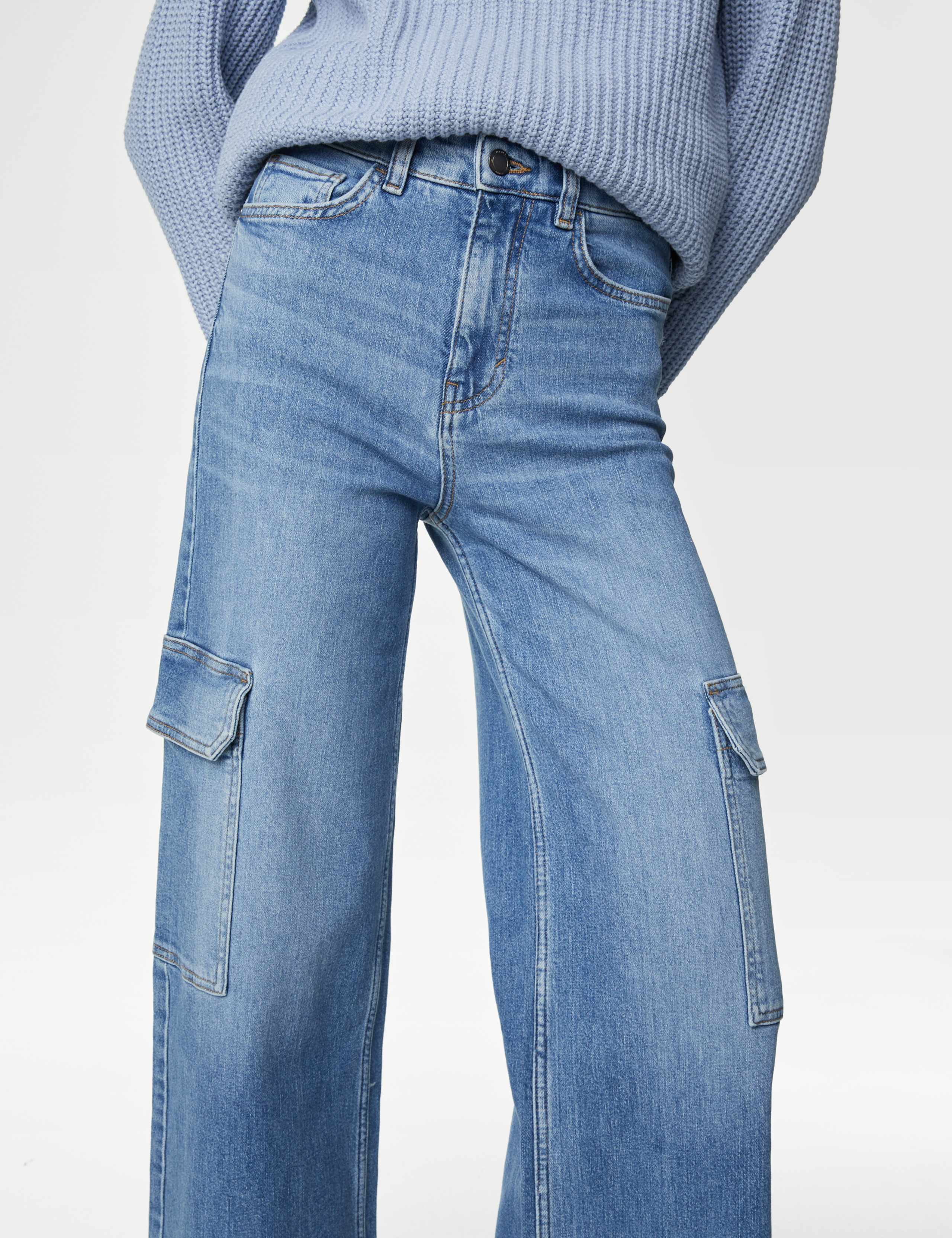 High Waisted Wide Leg Cargo Jeans 3 of 5