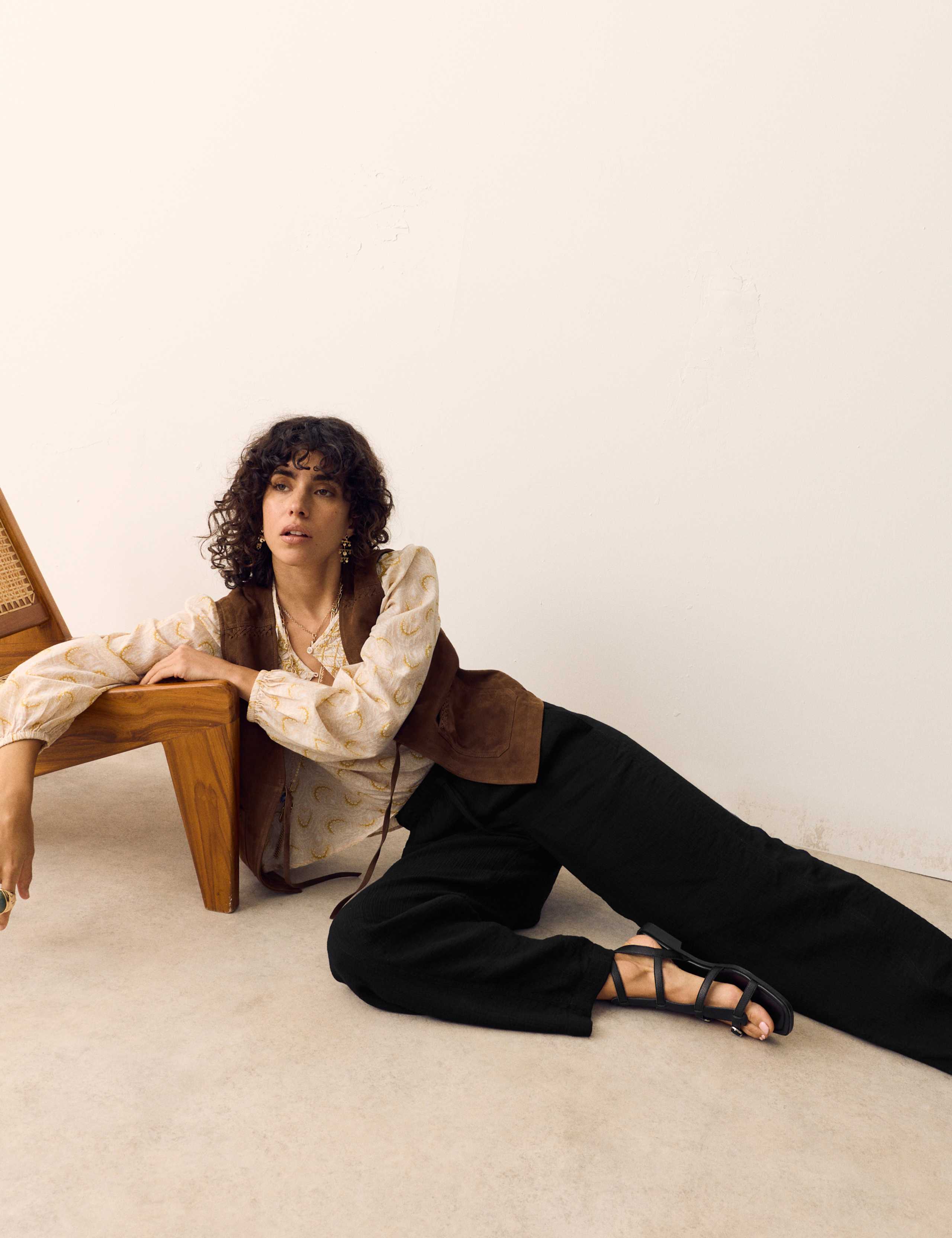 Double Cloth Drawstring Tapered Trousers 5 of 6