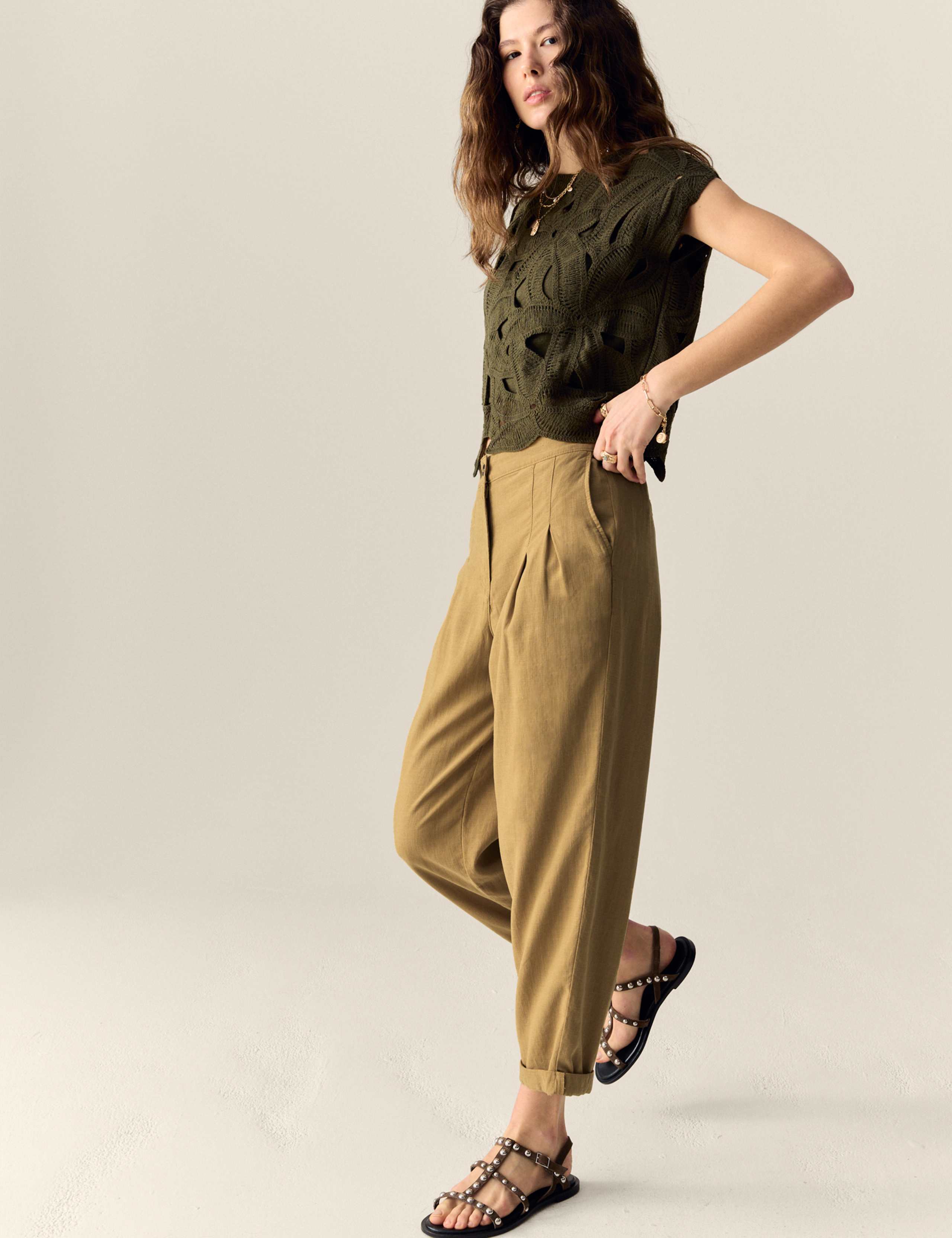 Linen Blend Pleat Front Tapered Trousers 5 of 5