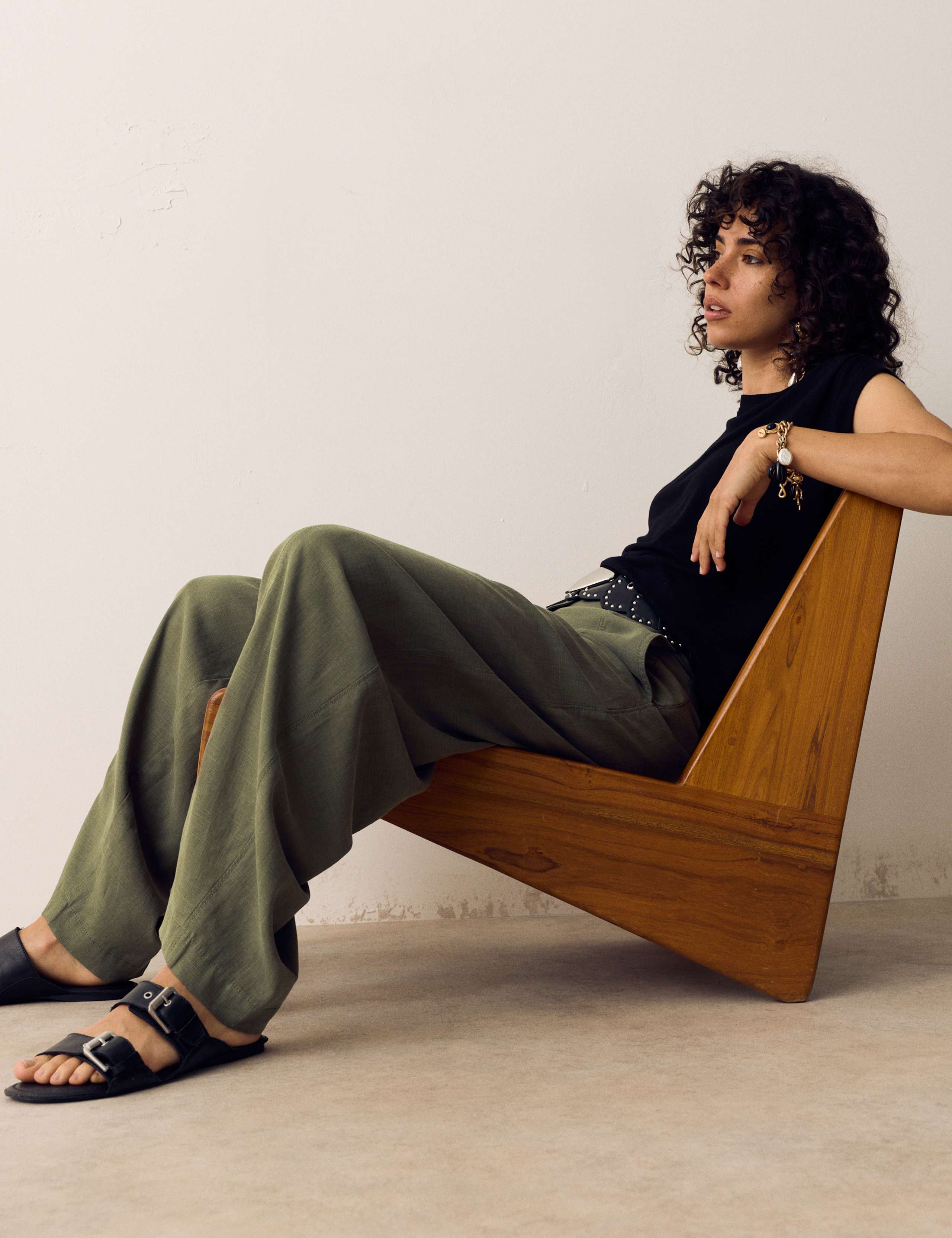 Lyocell Rich Barrel Trousers 5 of 5