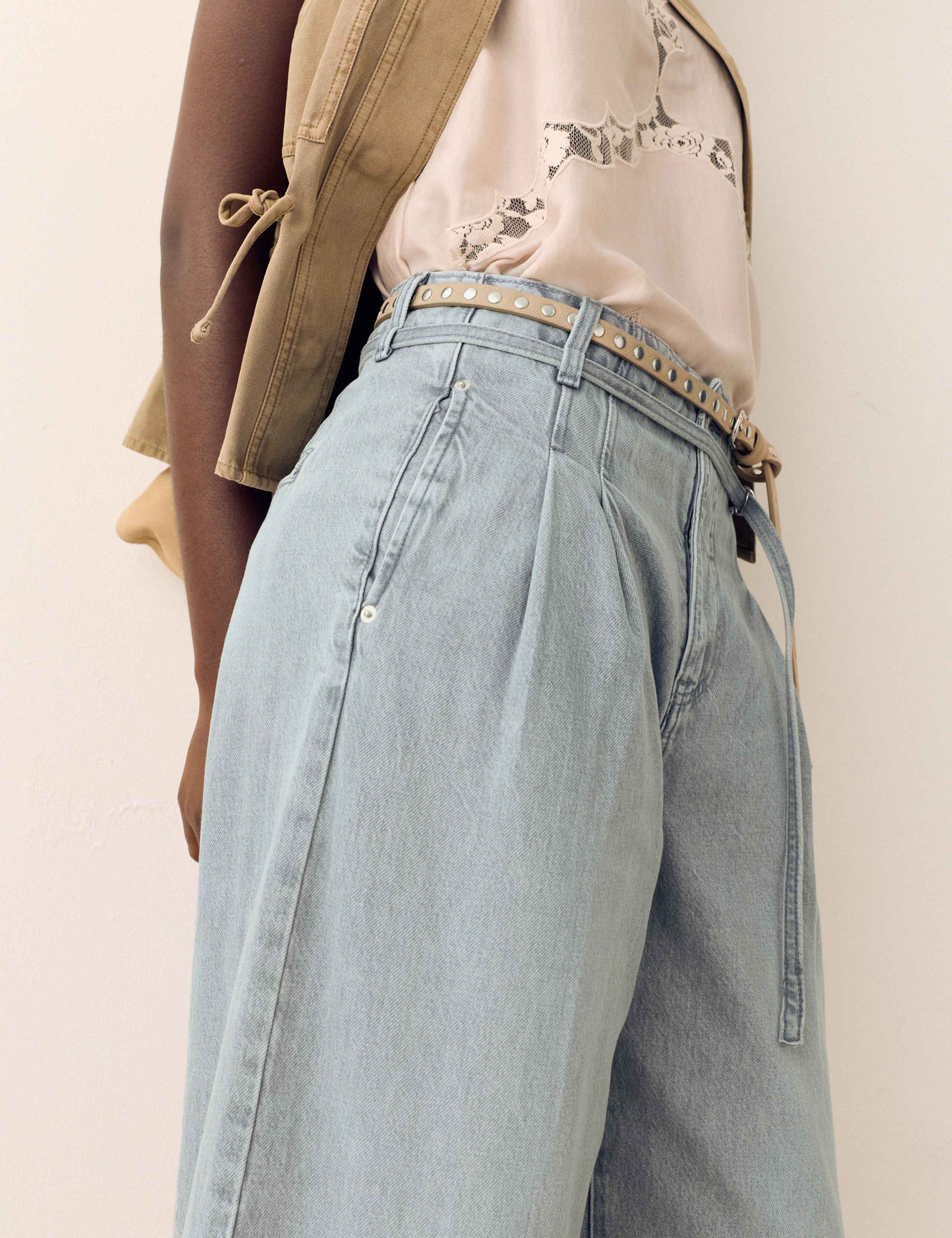 High Waisted Belted Slouchy Wide Leg Jeans 3 of 5