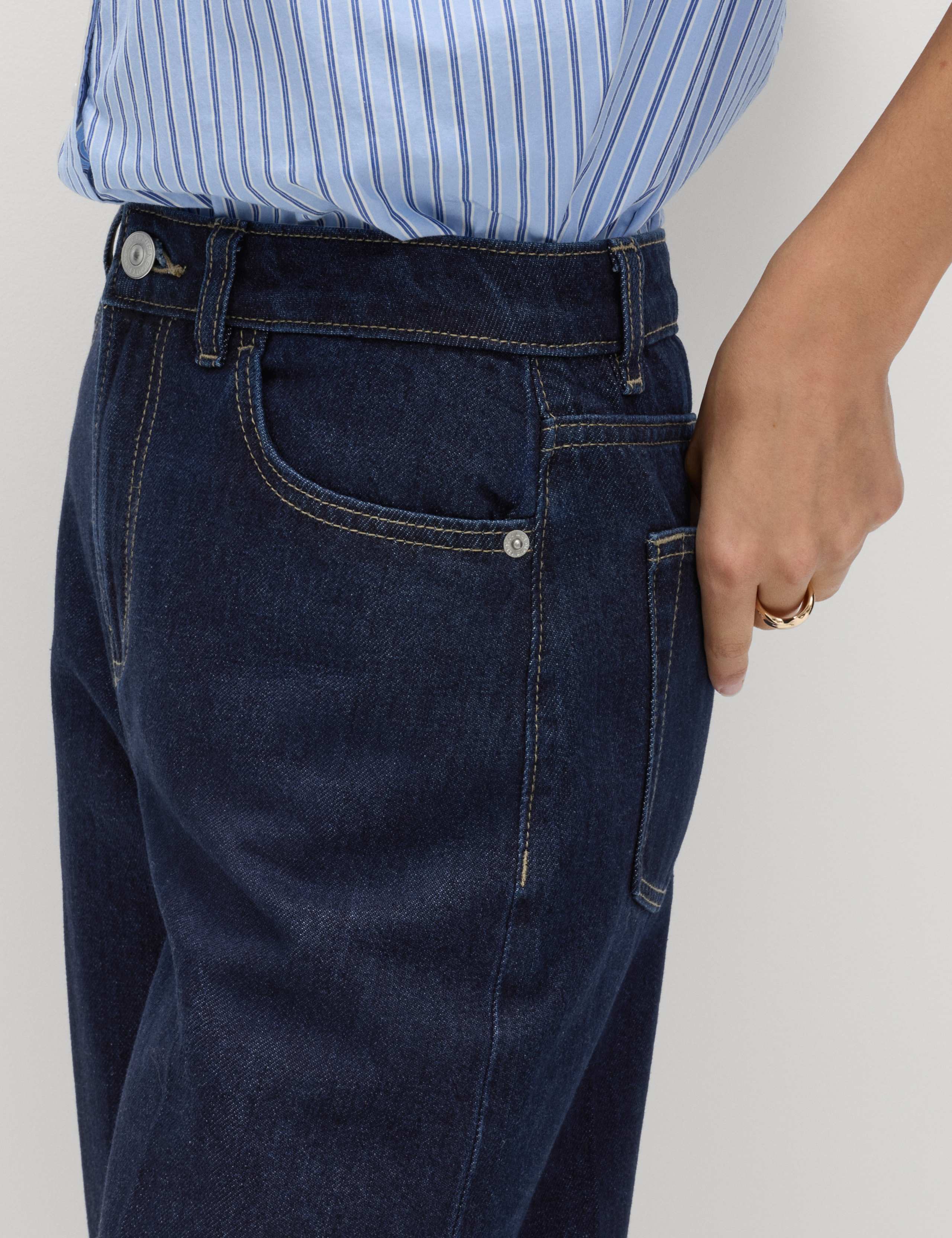 High Waisted Crease Front Barrel Jeans 3 of 6